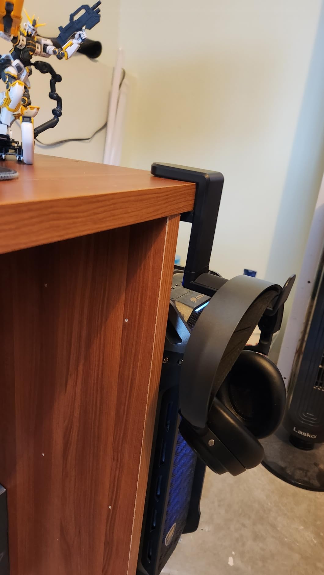 3in1 Rotating Headphone Holder - EURPMASK 3in1 PC Gaming Headset Holder w/Detachable Controller Holder customer photo 2