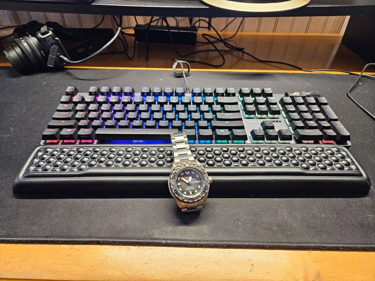 ASUS ROG Strix Scope II Gaming Keyboard, pre-lubed ROG RX Red Linear Optical switches, Sound-dampening Foam, PBT doubleshot keycaps, Streaming hotkeys, Multi-Function Controls, Wrist Rest customer photo 2