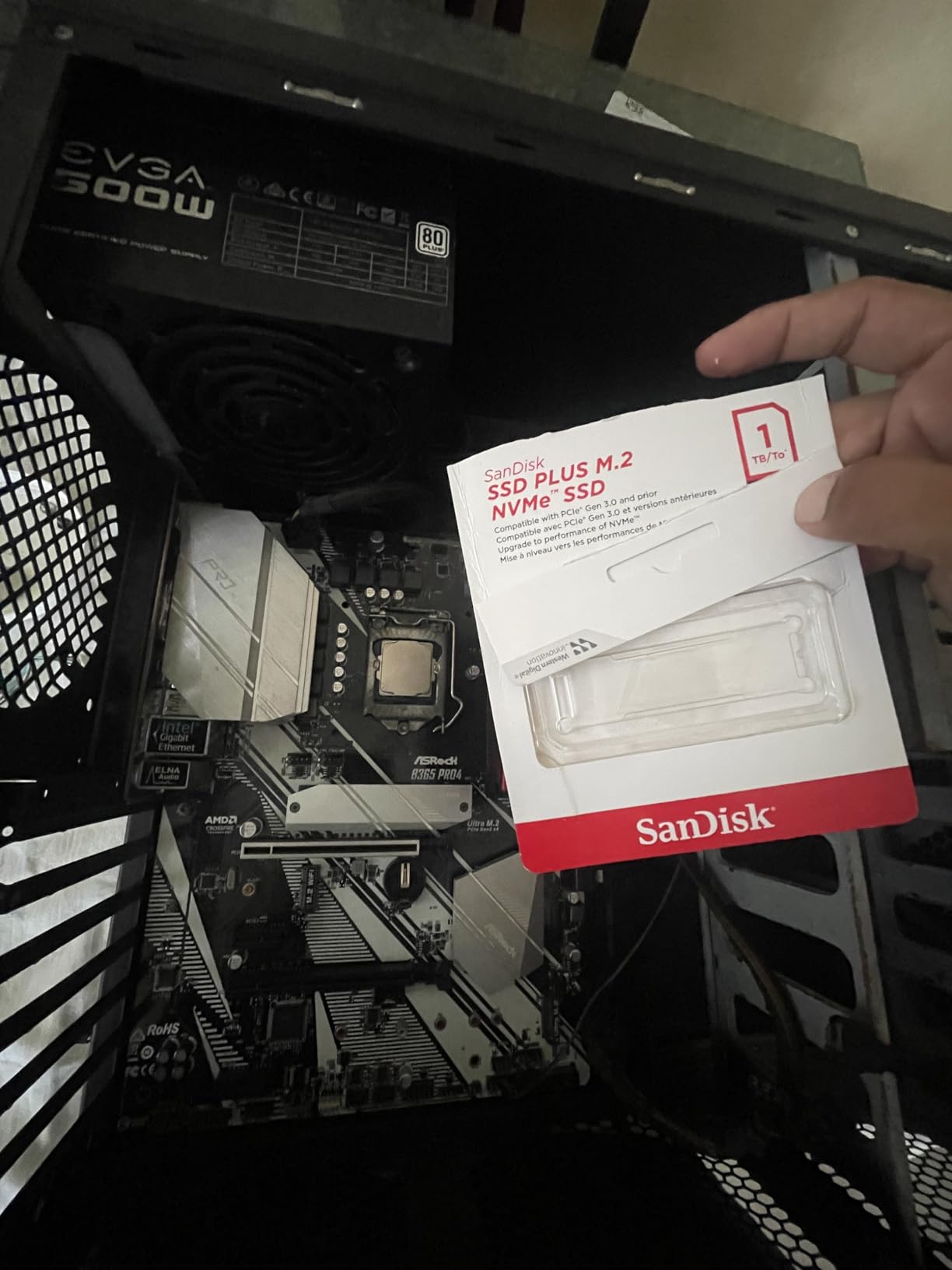 SanDisk 1TB SSD Plus M.2 NVMe SSD - PCIe Gen 3.0, Up to 3,200 MB/s customer photo 2