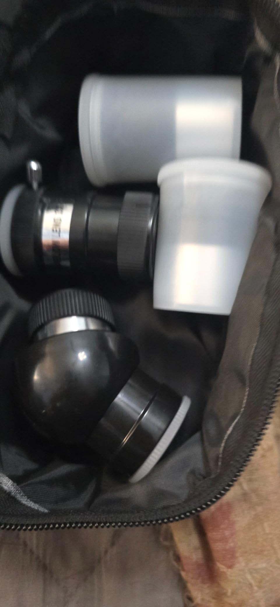 Telescope, Telescope for Adults High Powered Professional, 90mm Aperture 800mm Refractor Telescopes for Astronomy Beginners Fully Multi-Coated with AZ Mount Tripod & Phone Adapter & Carry Bag customer photo 1