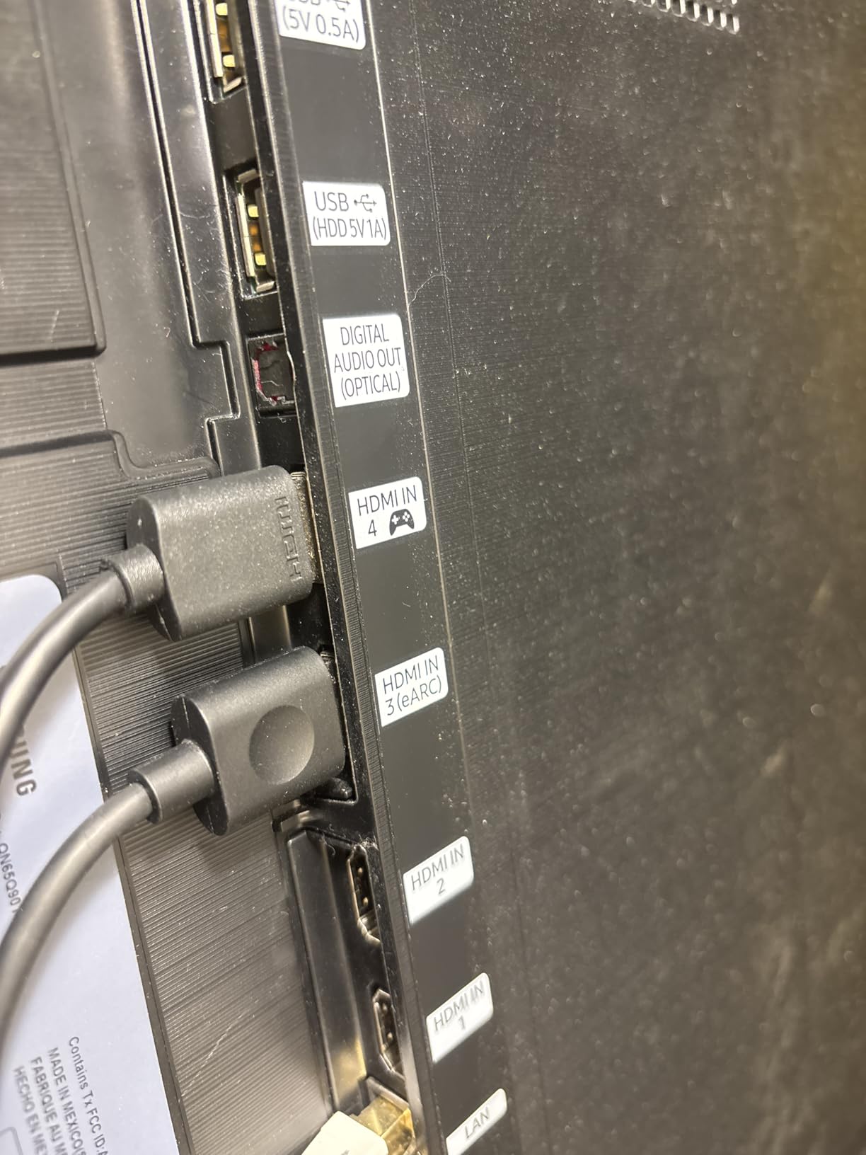 UGREEN 8K@60Hz HDMI Switch 5 in 1 Out Aluminum Support 4K@240Hz HDR10+ HDCP 2.3 CEC HDMI 2.1 Switcher Splitter with Power Adapter Compatible with PS5/4 Xbox Nintendo Switch Roku Apple TV Fire Stick customer photo 2