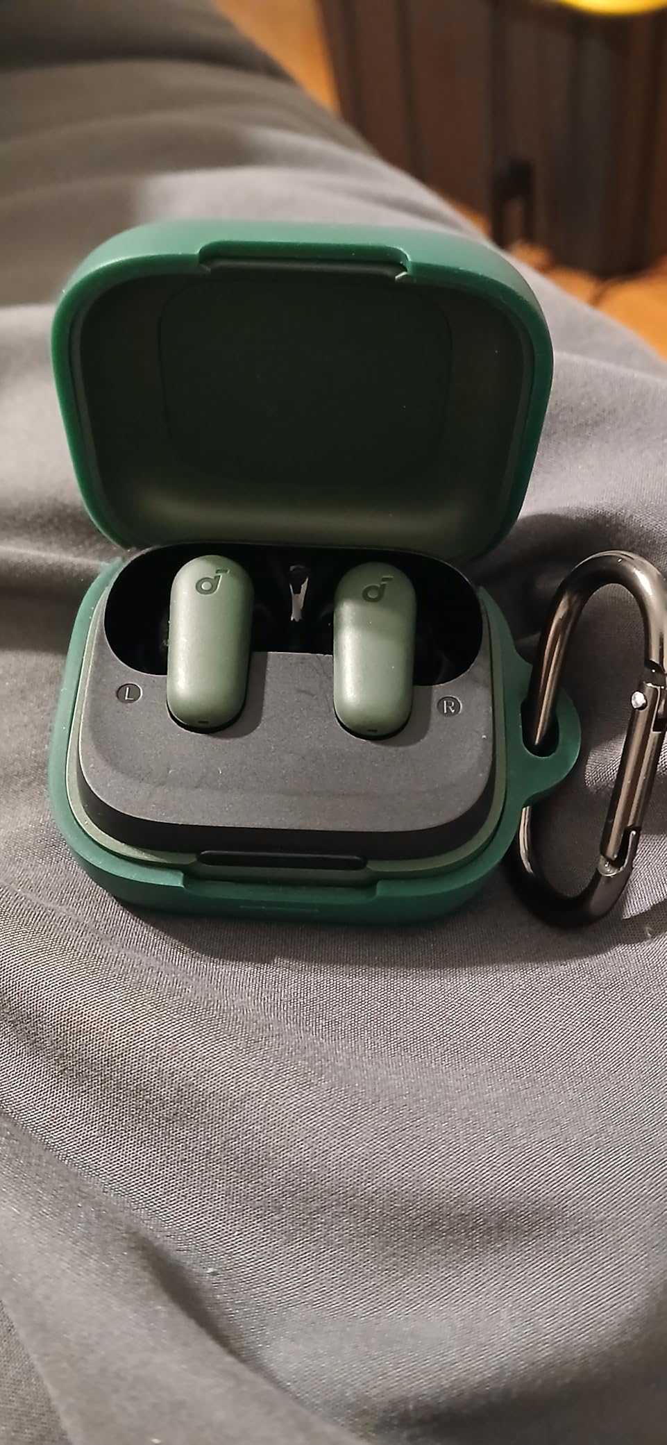 Soundcore P30i by Anker Noise Cancelling Earbuds, Strong and Smart Noise Cancelling, Powerful Bass, 45H Playtime, 2-in-1 Case and Phone Stand, IP54, Wireless Earbuds, Bluetooth 5.4 (Black) customer photo 2