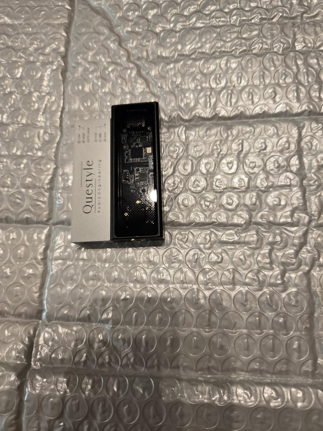 Questyle M12i HiFi Headphone Amplifier [MFi Certified] Portable USB DAC Lossless Mini Audio Amps Supports PCM 768kHz/DSD512 with 3.5mm Outputs High Resolution for Smartphones/PC/Laptops customer photo 2