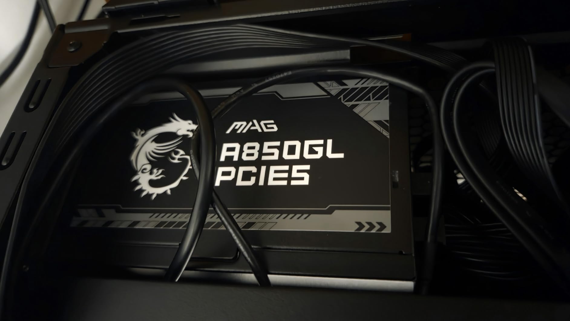 msi MAG A1000GL PCIE5, Fully Modular Compact Gaming 1000W Power Supply, 80+ Gold, ATX 3.1 & PCIe 5.1 Ready, Native Dual-Color 12V-2x6 Cable, 10 Year Warranty customer photo 1