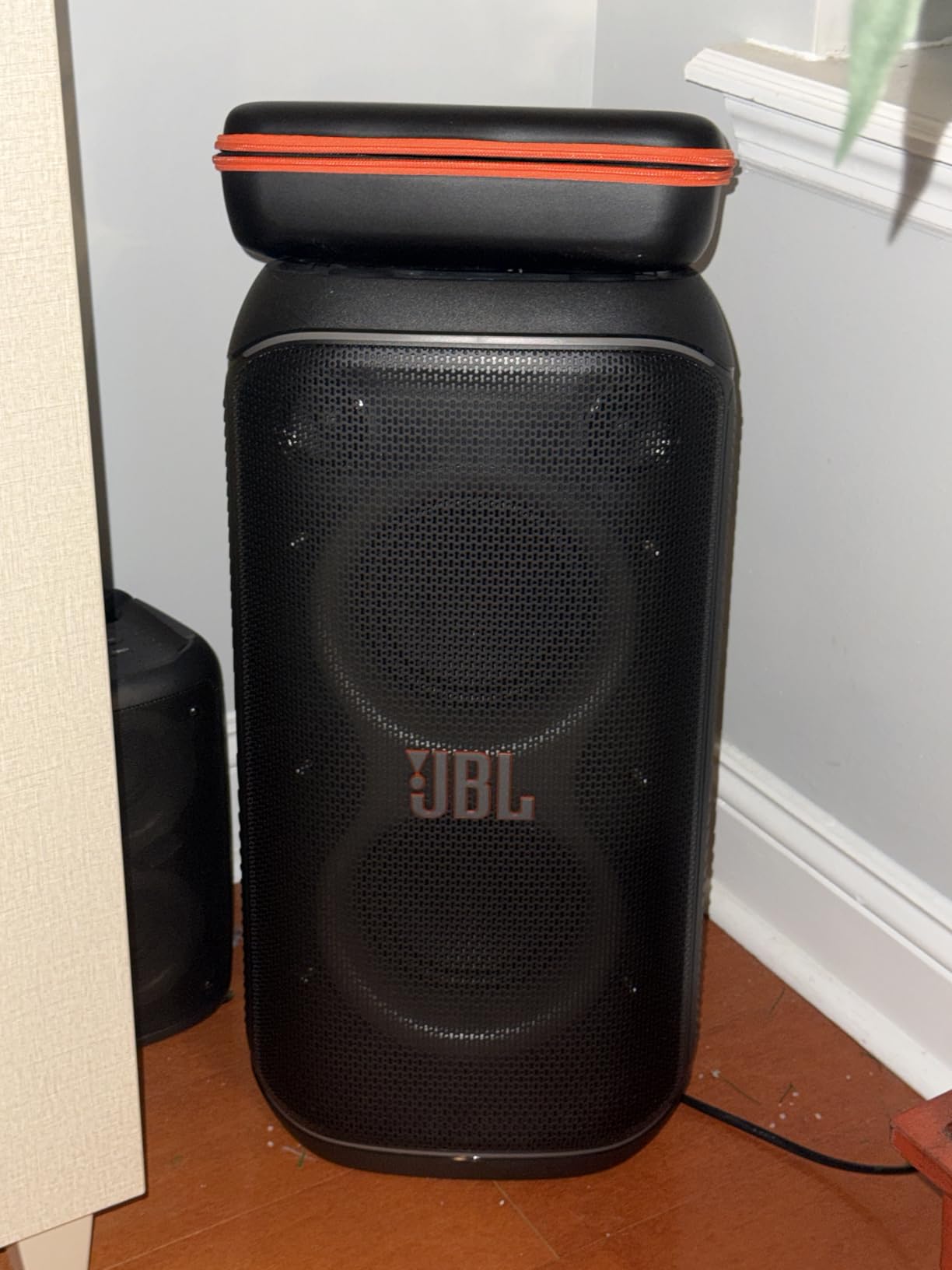 JBL PartyBox Club 120 - Portable Party Speaker with Foldable Handle, Powerful JBL Pro Sound, Futuristic lightshow, Up to 12 Hours of Play time, Splash Proof, Dual Mic & Guitar Inputs customer photo 1