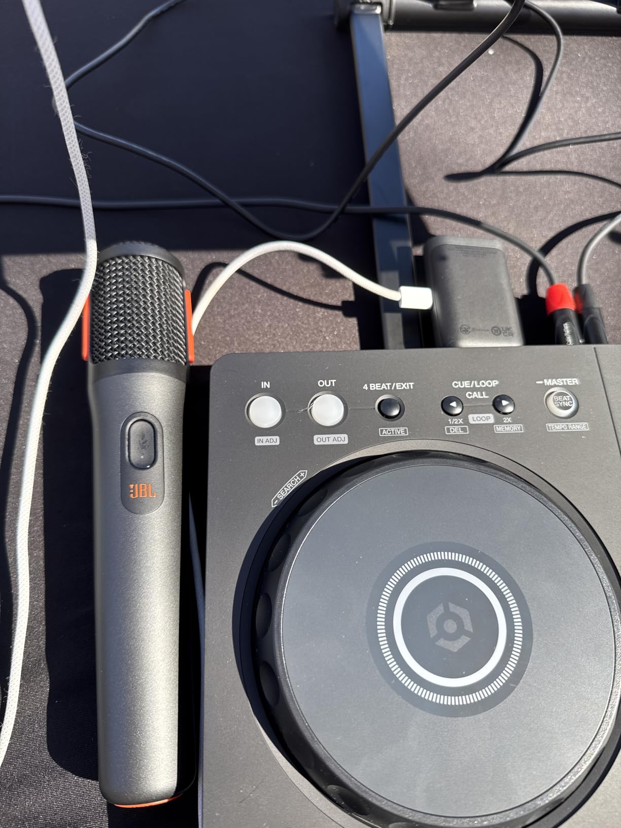 JBL PartyBox Wireless Mic - 2X Digital Wireless Microphones, Rechargeable Battery (20hrs - 700mAh), Clear Voice, Crisp Sound, Stable 2.4GHz Connection, Compatible with All PartyBox Speakers customer photo 2