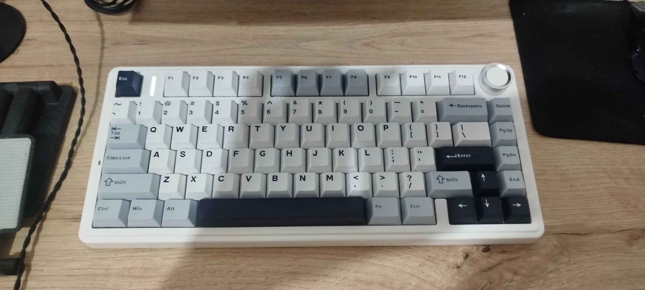 EPOMAKER x Aula F75 Gasket Mechanical Keyboard, 75% Wireless Hot Swappable Gaming Keyboard with Five-Layer Padding&Knob, BT/2.4GHz/USB-C, RGB (Black, LEOBOG Reaper Switch) customer photo 1