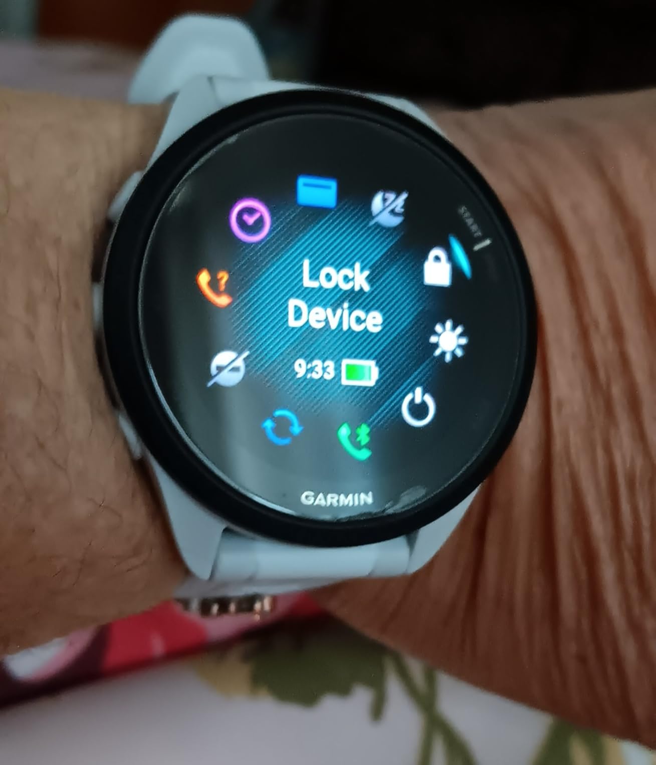 Garmin Forerunner 165 Music, Running Smartwatch, Colorful AMOLED Display, Training Metrics and Recovery Insights, Music on Your Wrist, Black customer photo 2