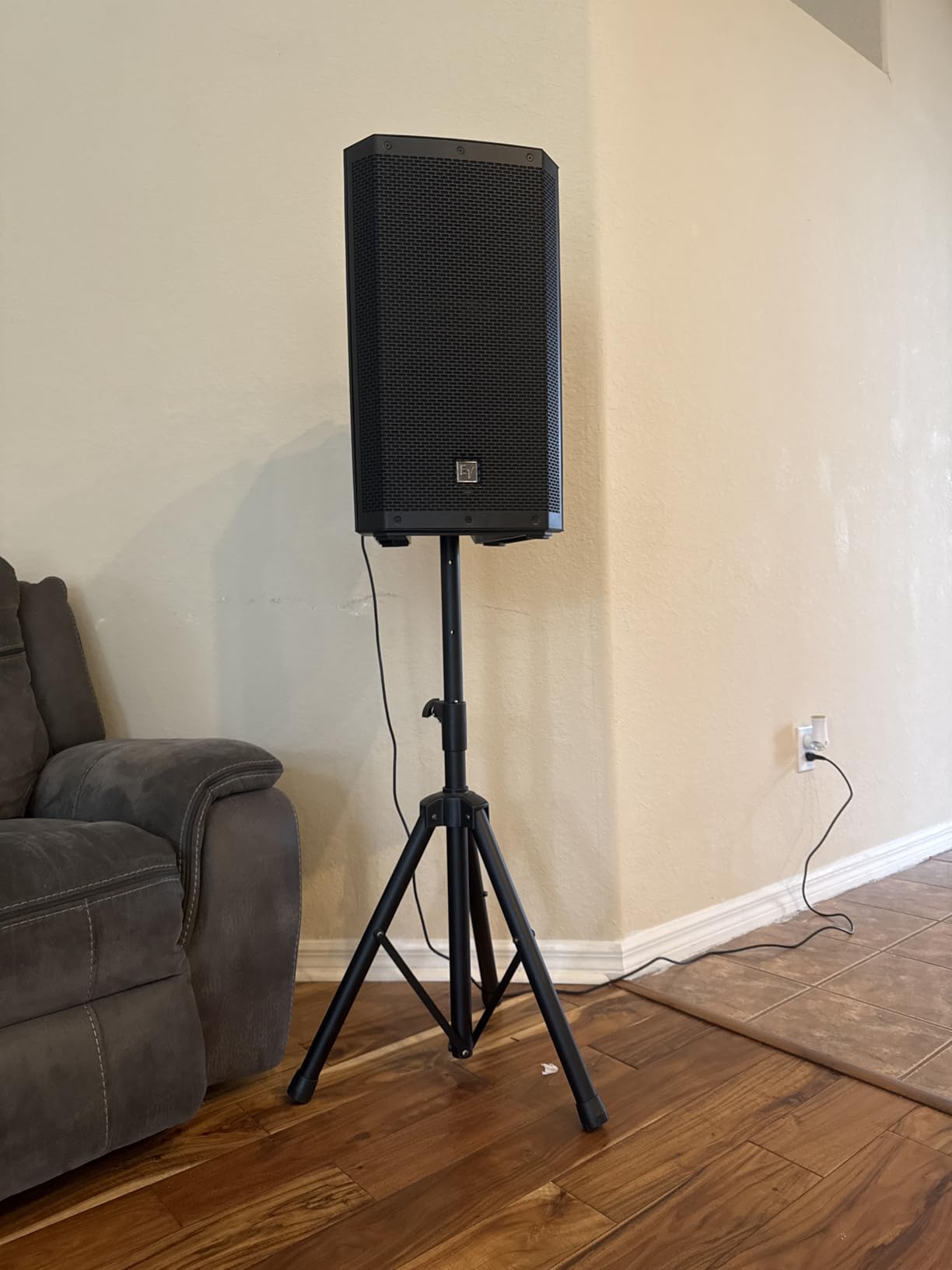 Electro-Voice ZLX-12P-G2 12in. 2-Way Powered Loudspeaker with Bluetooth customer photo 1