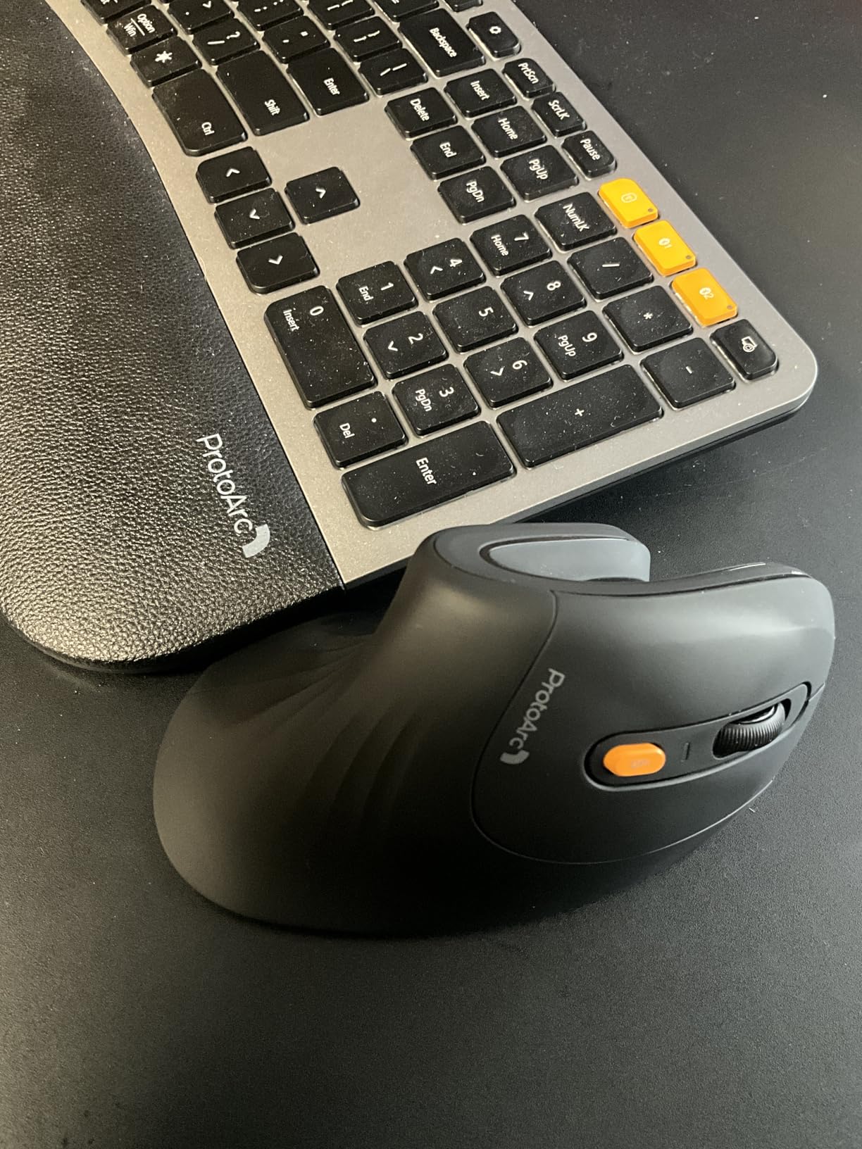 ProtoArc Ergonomic Mouse, EM11 NL Bluetooth Rechargeable Wireless Vertical Mouse, 3 Multi-Device Connectivity for Computer/PC/Laptop, 2.4GHz USB-A Optical Mice for Windows, Mac OS, Black customer photo 2