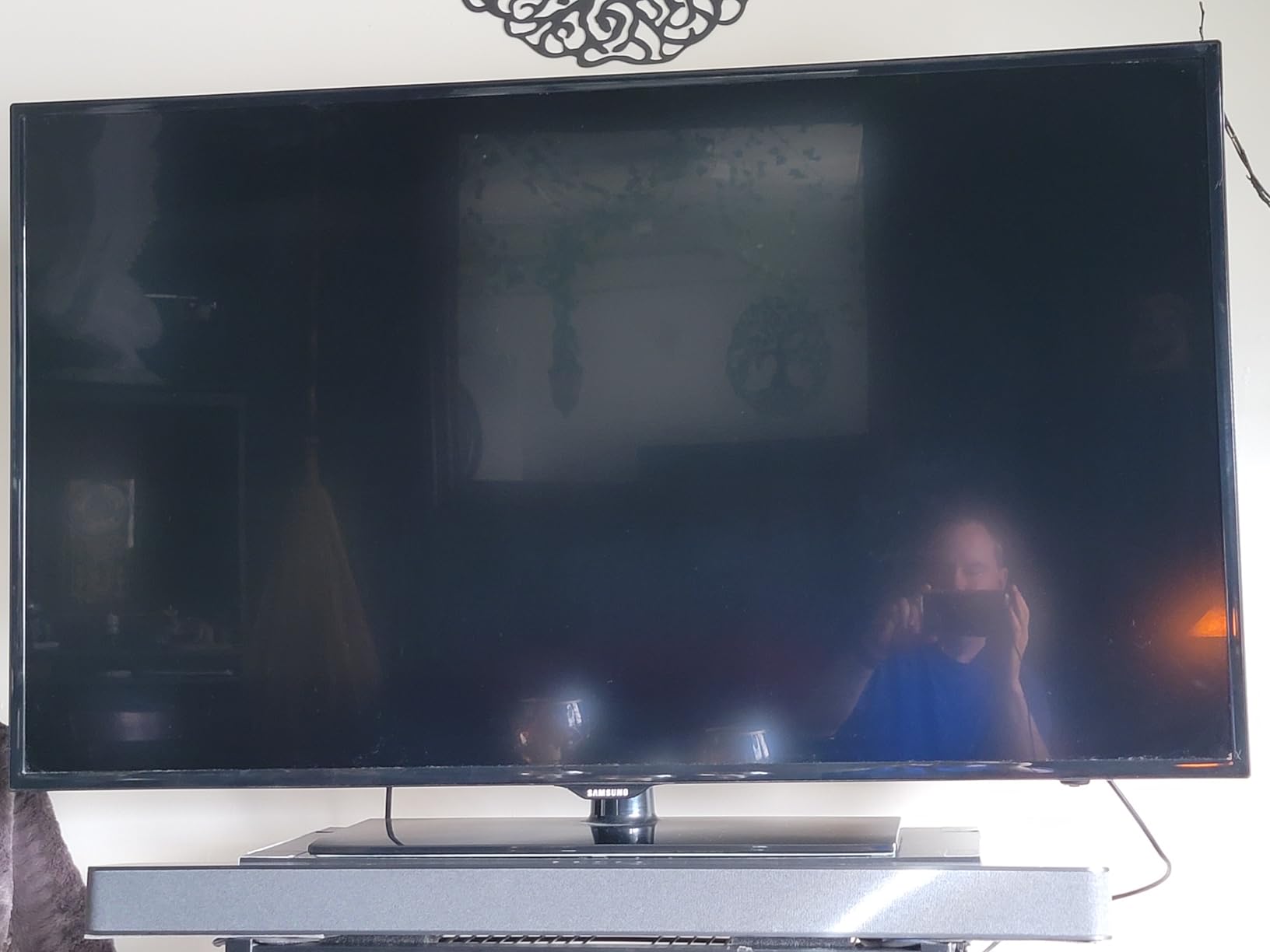 Amazon Fire TV Soundbar Plus (newest model) with built-in subwoofer, 3.1 channel, Dolby Atmos, clear dialogue customer photo 1