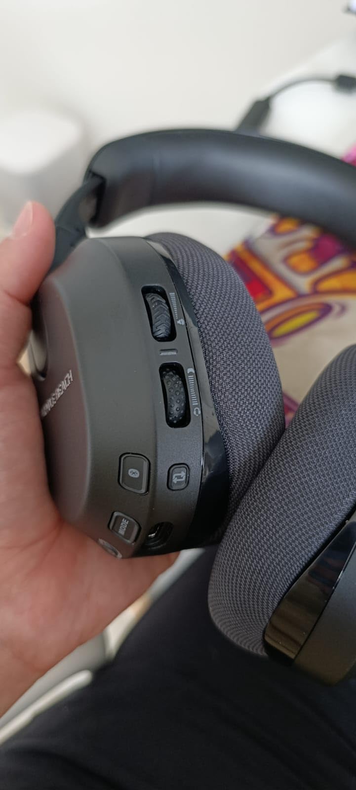 Turtle Beach Stealth 600 Wireless Multiplatform Amplified Gaming Headset for Xbox Series X|S, Xbox One, PC, PS5, PS4, & Mobile - Bluetooth, 80-Hr Battery, Noise-Cancelling Mic - Black customer photo 1