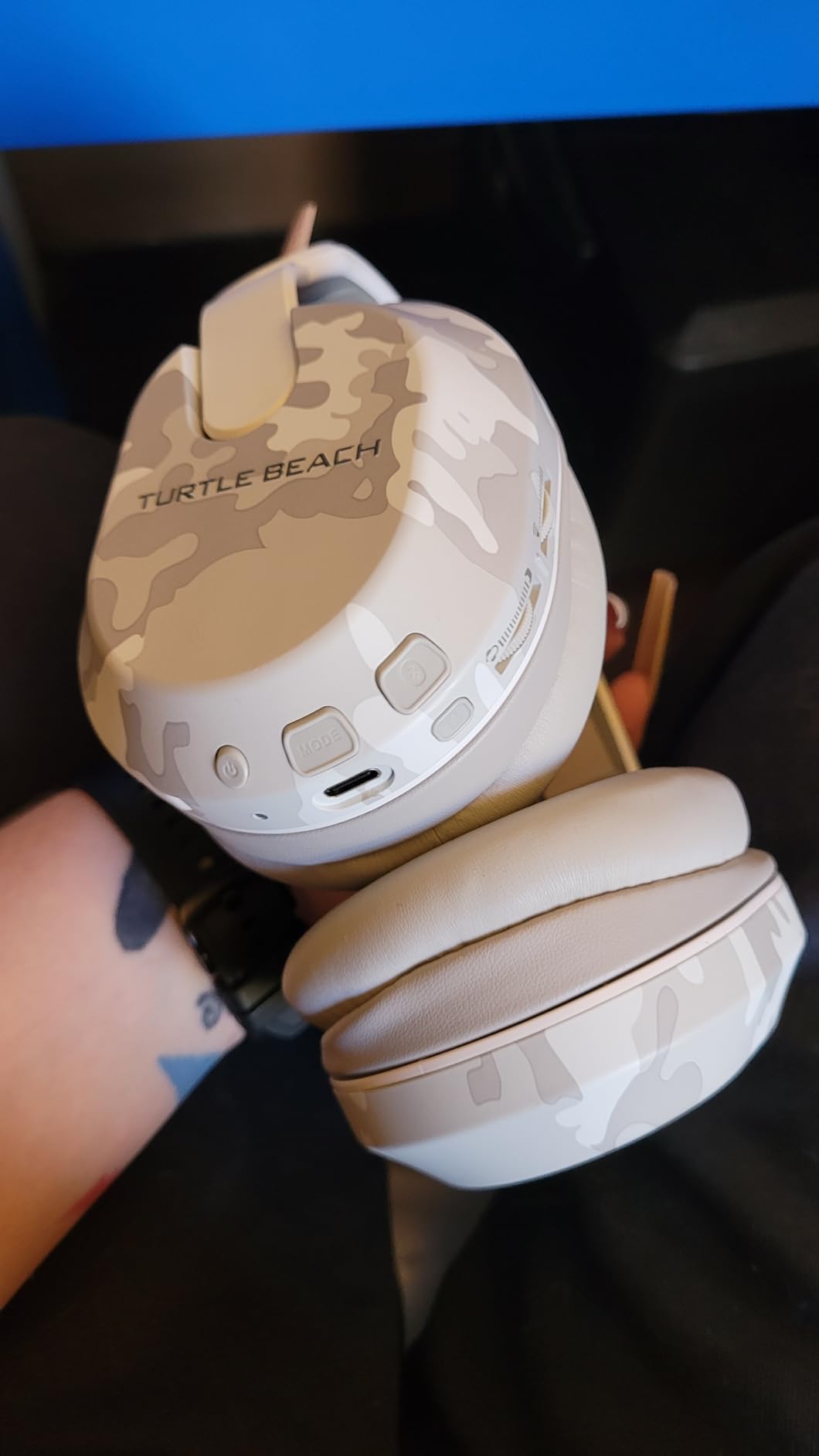 Turtle Beach Stealth 500 Wireless Gaming Headset Licensed for Xbox Series X|S, Compatible with Xbox One, Bluetooth, PC, Mobile, 40 Hr Battery, Memory Foam Cushions, Flip-to-Mute Mic, Black customer photo 2