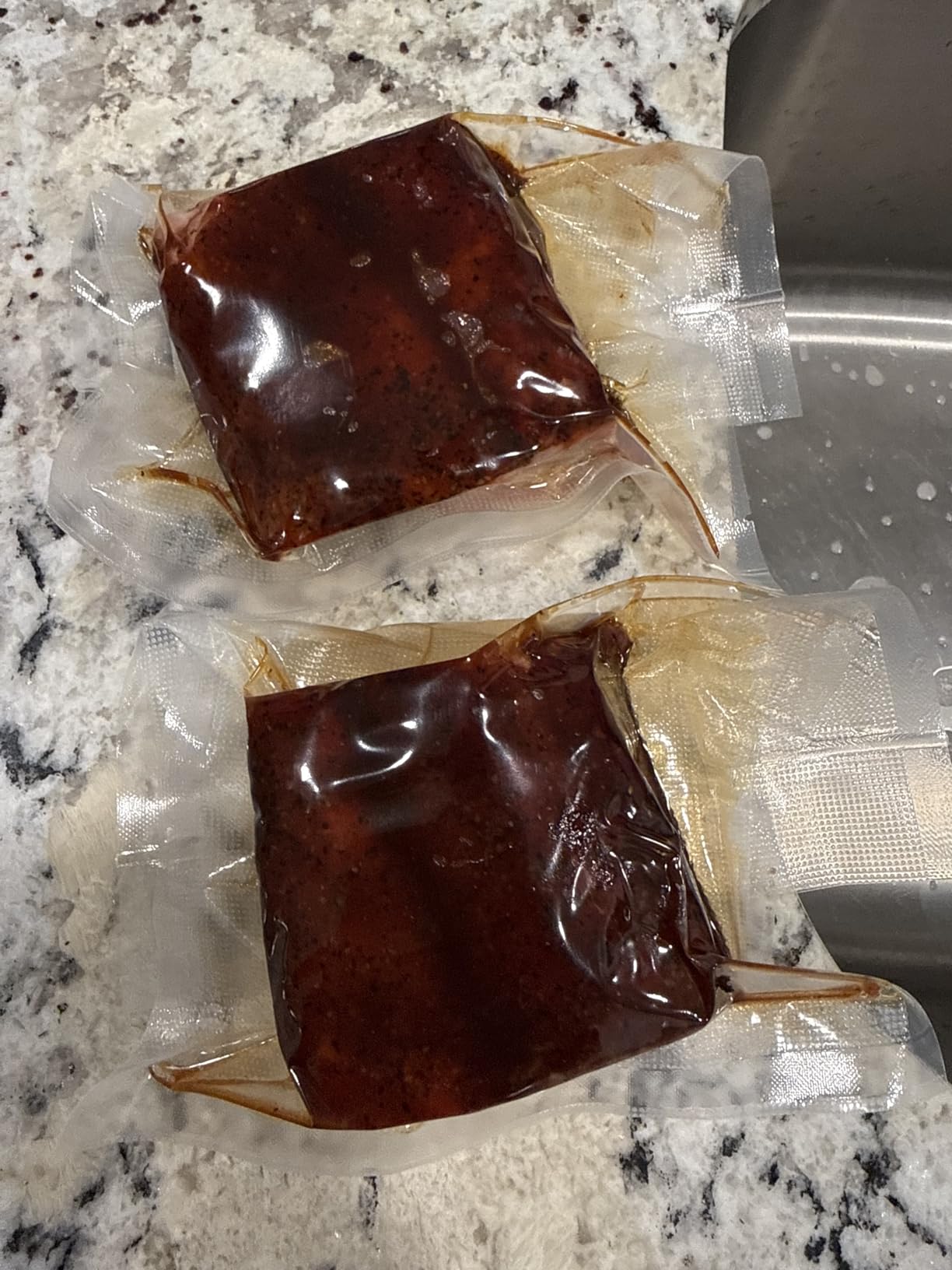 95kPa Precision Vacuum Sealer Machine, Double Heat Seal for Dry/Moist Food, Easy-Lock Handle, Built-in Bag Storage & Cutter, Progress Display, Pulse Mode, Removable Drip Tray, Silver customer photo 2