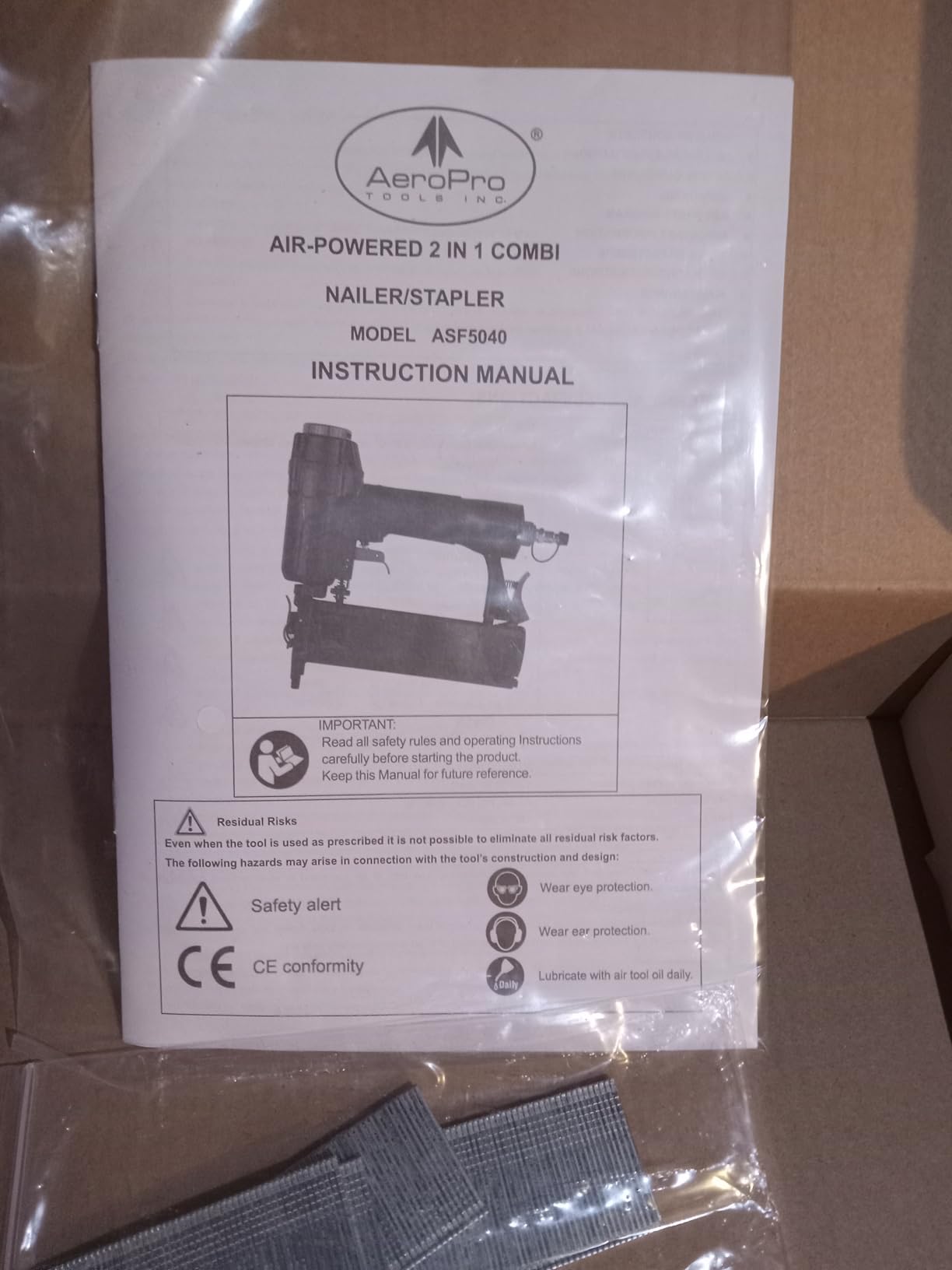 AEROPRO Tools Pneumatic Brad Nailer, 18 Gauge Air Brad Nail Gun with 1000pcs Nails for Upholstery, DIY Project, Woodworking customer photo 1