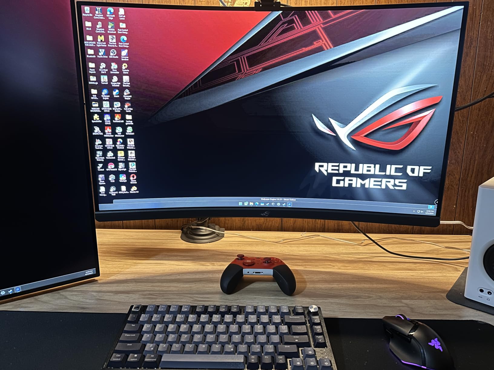 ASUS ROG Strix 32