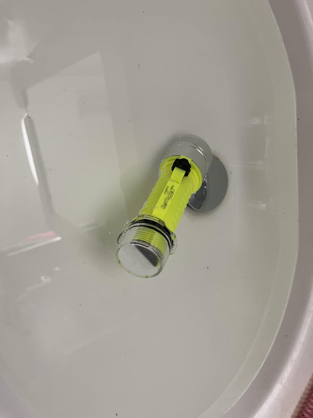 BlueFire Rechargeable Diving Flashlight, 1500 Lumen Scuba Diving Light, 3 Modes Underwater IPX8 Waterproof LED Flashlight,Night Dive Torch Submersible Light for Outdoor Under Water Sports customer photo 1