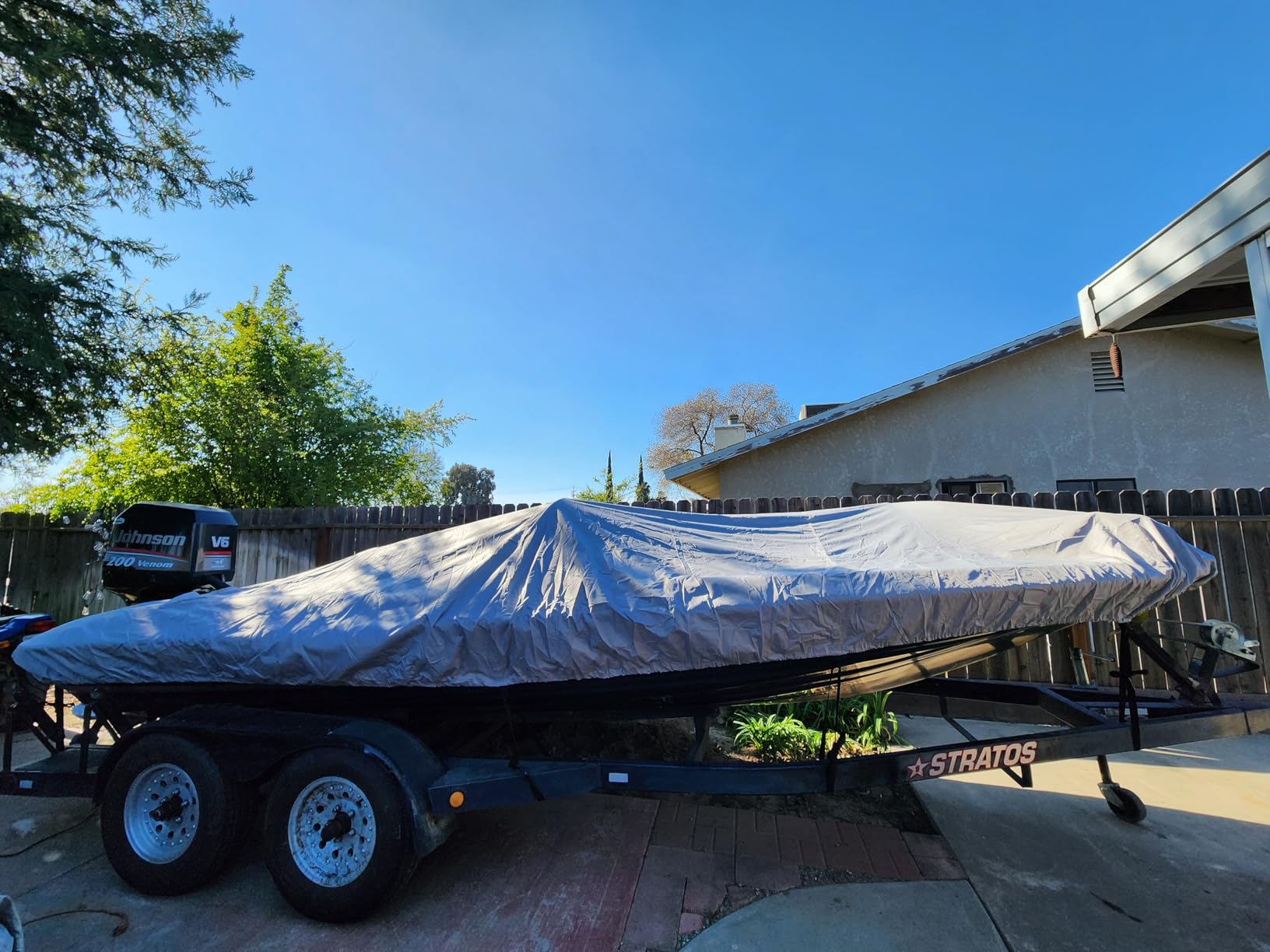 Solim Waterproof 1200D PU Boat Cover with Motor Cover, Heavy Duty Marine Grade Trailerable Polyester Canvas, Fits 20-22ft V-Hull, Runabout, Fishing, Ski Boat with Straps, Black customer photo 2