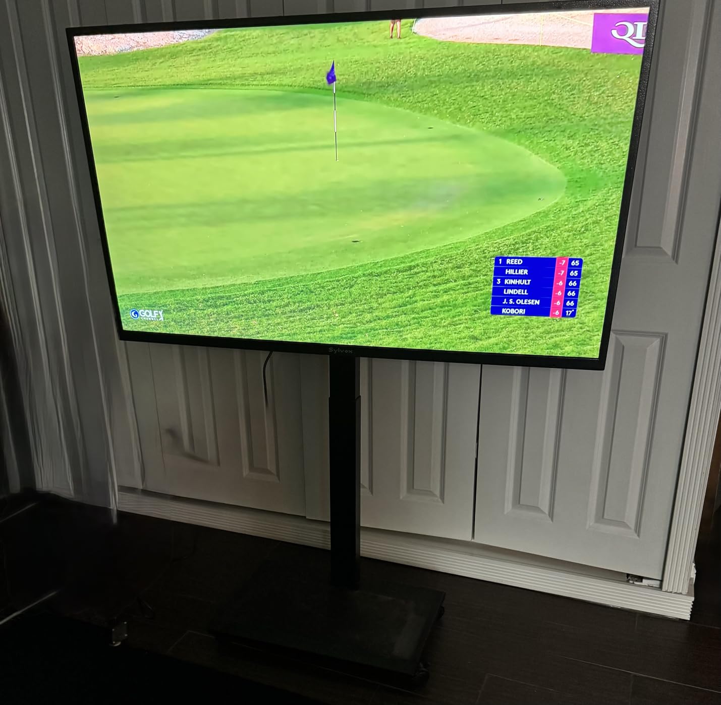 SYLVOX Outdoor TV, 55-inch Waterproof Smart TV, 2000nits Full Sun TV, 4K, Dolby Atmos, HDR 10, Weatherproof Television with Voice Assistant Remote (Pool Pro 2.0, Latest Model) customer photo 2
