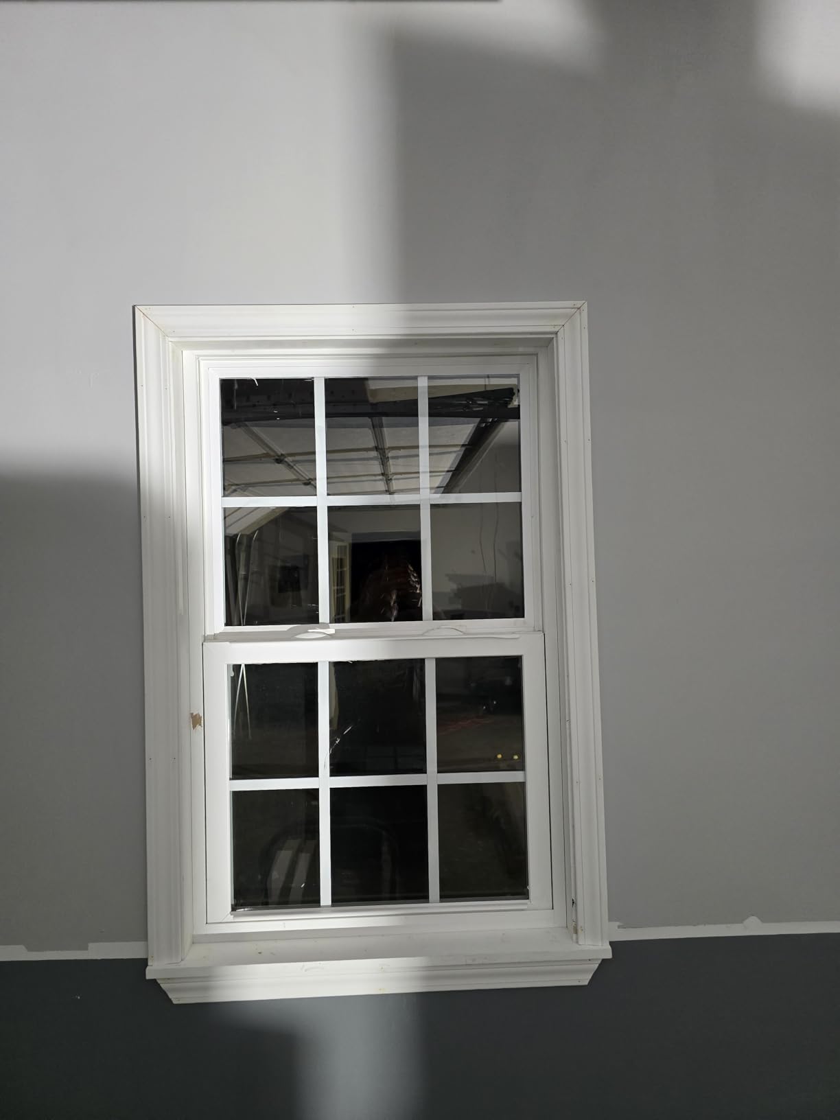 NEU MASTER Pneumatic Brad Nailer, 18 Gauge Nail Gun Fires 5/8-Inch to 2-Inch Brad Nails with Carrying Case, Safety Glasses, 800pcs Nails(Used with Air Compressor) customer photo 1