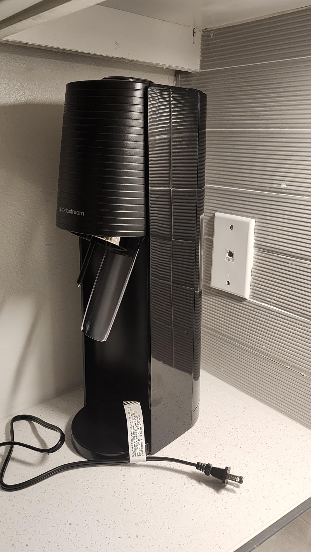 SodaStream Terra Sparkling Water Maker Bundle in Black - includes 3-Pack CO2 and Carbonating Bottle customer photo 1