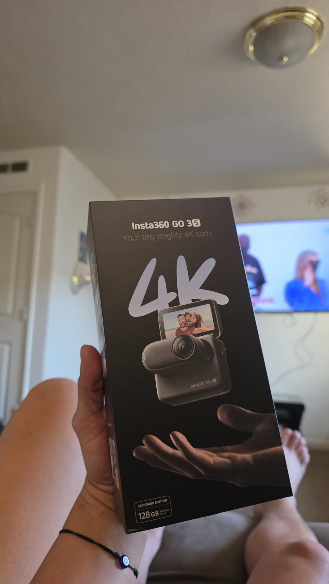 Insta360 GO 3S - 128 GB Black 4K Tiny Portable Vlogging Camera, Hands-Free POVs, Mount Anywhere, Stabilization, 140 Min Battery Life, 10m Waterproof, Pet POV customer photo 2