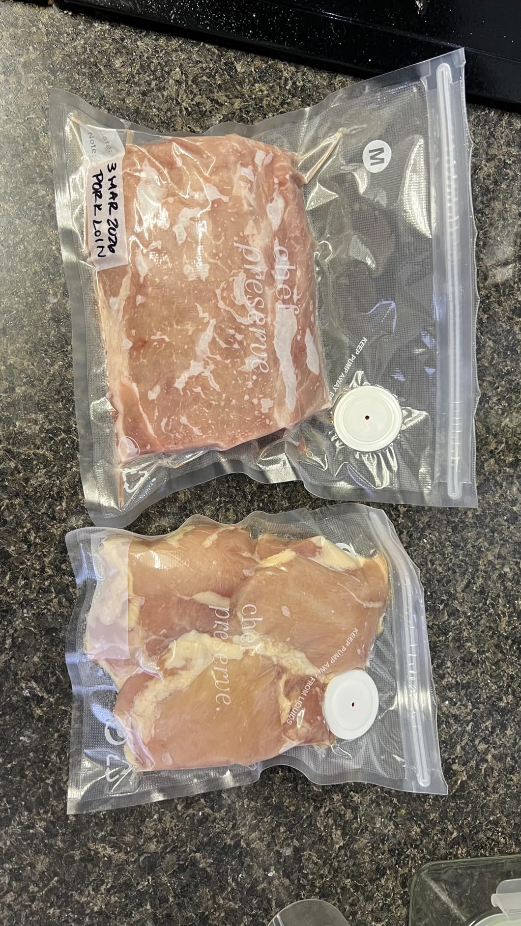 Chef Preserve Compact Vacuum Sealer for Food (Vacuum Sealer Machine + 30 Reusable Vacuum Bags) Powerful Handheld Vacuum Sealer Machine, Seal Meal Saver, Portable Food Sealer customer photo 1