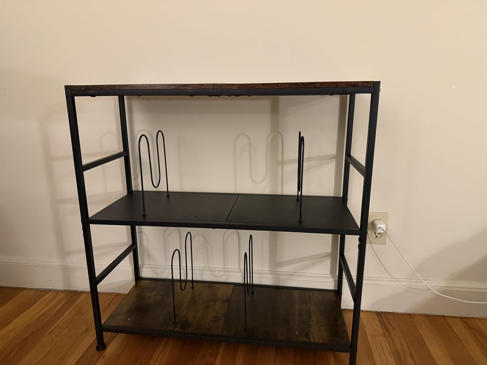 3-Tier Vinyl Record Storage: Vintage Player Table with Spacious Storage - Up to 450 Records, Turntable Stand with Adjustable Dividers, Extra Top Surface for Audio Equipment customer photo 2