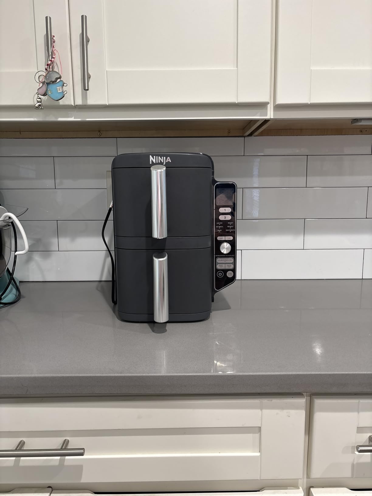 Ninja Air Fryer, 8 QT DoubleStack 2-Basket, Space Saving Design, Cooks 2lb Chicken Wings, Feeds up to 6 People, 6-in1 Air Fryer, Roast, Bake & More, Easy to Clean, Dishwasher Safe Parts, Black, SL201 customer photo 1