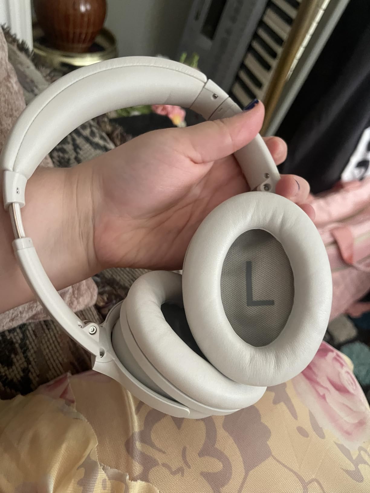 Bose QuietComfort Headphones - Wireless Bluetooth Headphones, Active Over Ear Noise Cancelling and Mic, USB-C Charging, Deep Bass, Up to 24 Hours of Playtime, Sandstone customer photo 2