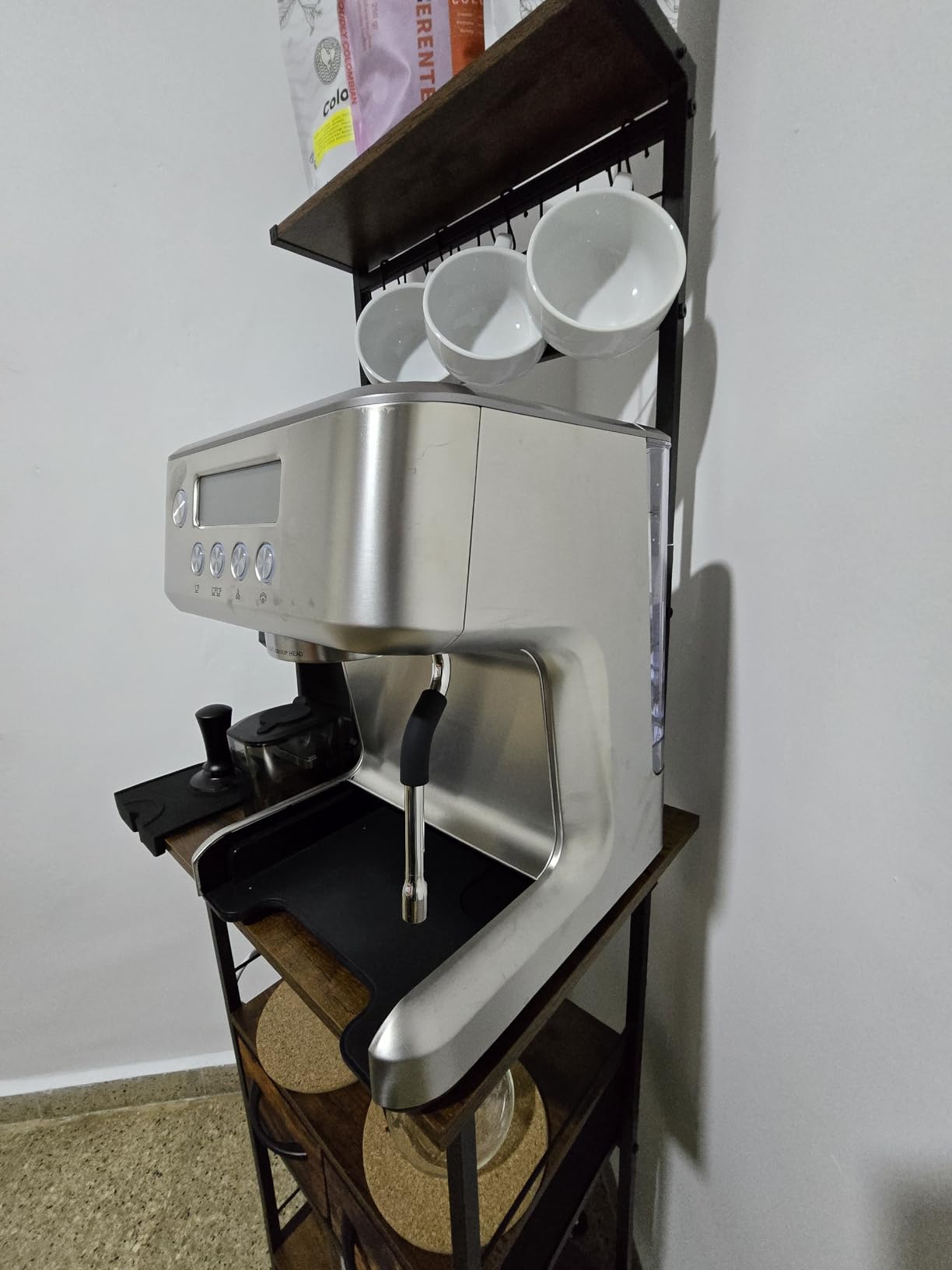 CASABREWS Ultra Espresso Machine with LCD Display, Espresso Maker with Powerful Milk Frother, Customizable Brewing Temperature, Provides Barista-Level Lattes and Cappuccinos, Gift for Men & Women customer photo 1