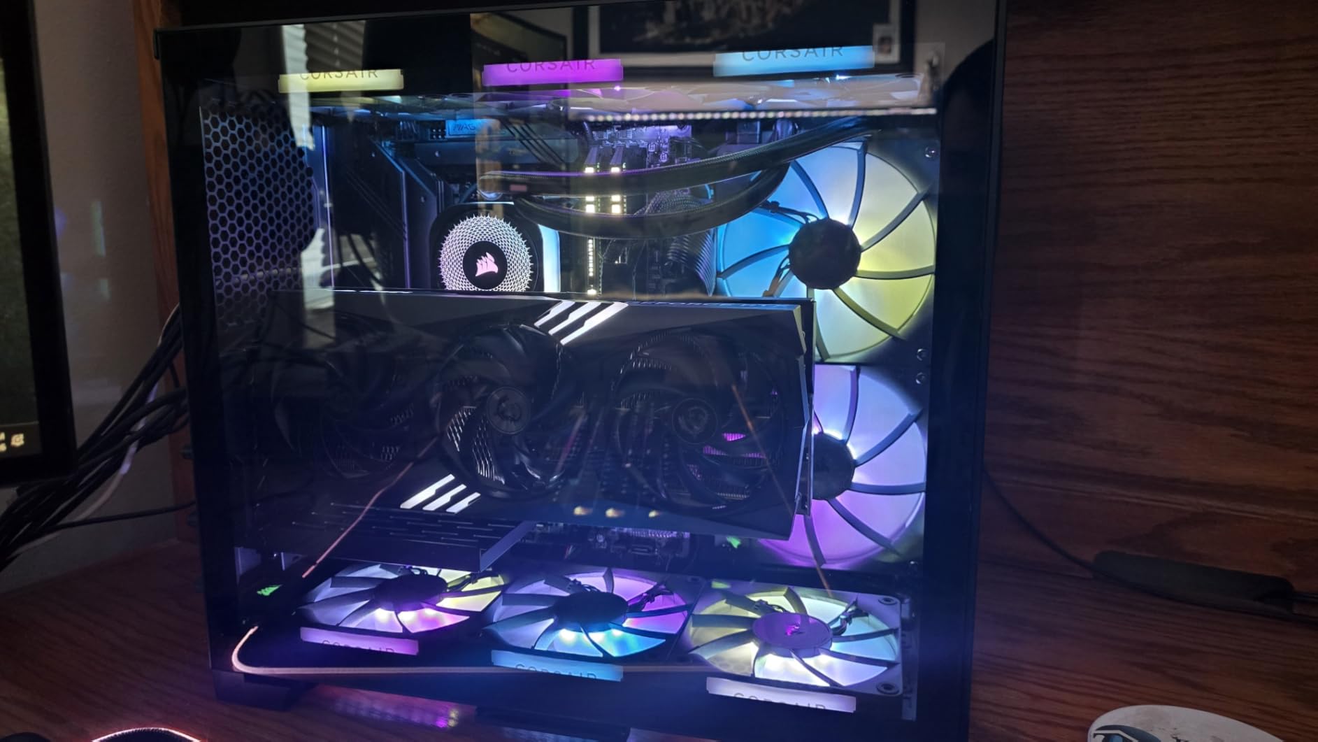 CORSAIR iCUE Link Titan 360 RX RGB Liquid CPU Cooler - 360mm AIO - Low-Noise - FlowDrive Cooling Engine - Intel LGA 1851/1700, AMD AM5/AM4 - 3X RX120 RGB Fans - iCUE Link System Hub Included - Black customer photo 1