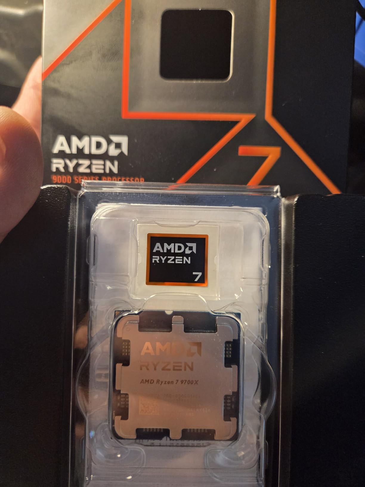 AMD Ryzen 7 9700X 8-Core, 16-Thread Unlocked Desktop Processor customer photo 1