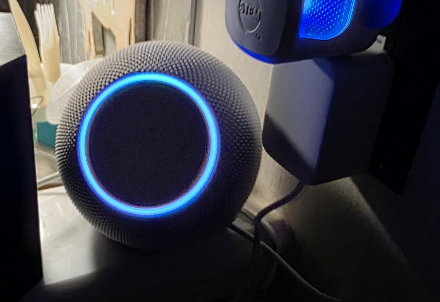 Amazon Echo Dot Max (newest model), Alexa speaker with room-filling sound and nearly 3x bass, Great for living rooms and medium-sized spaces, Designed for Alexa+, Graphite customer photo 2