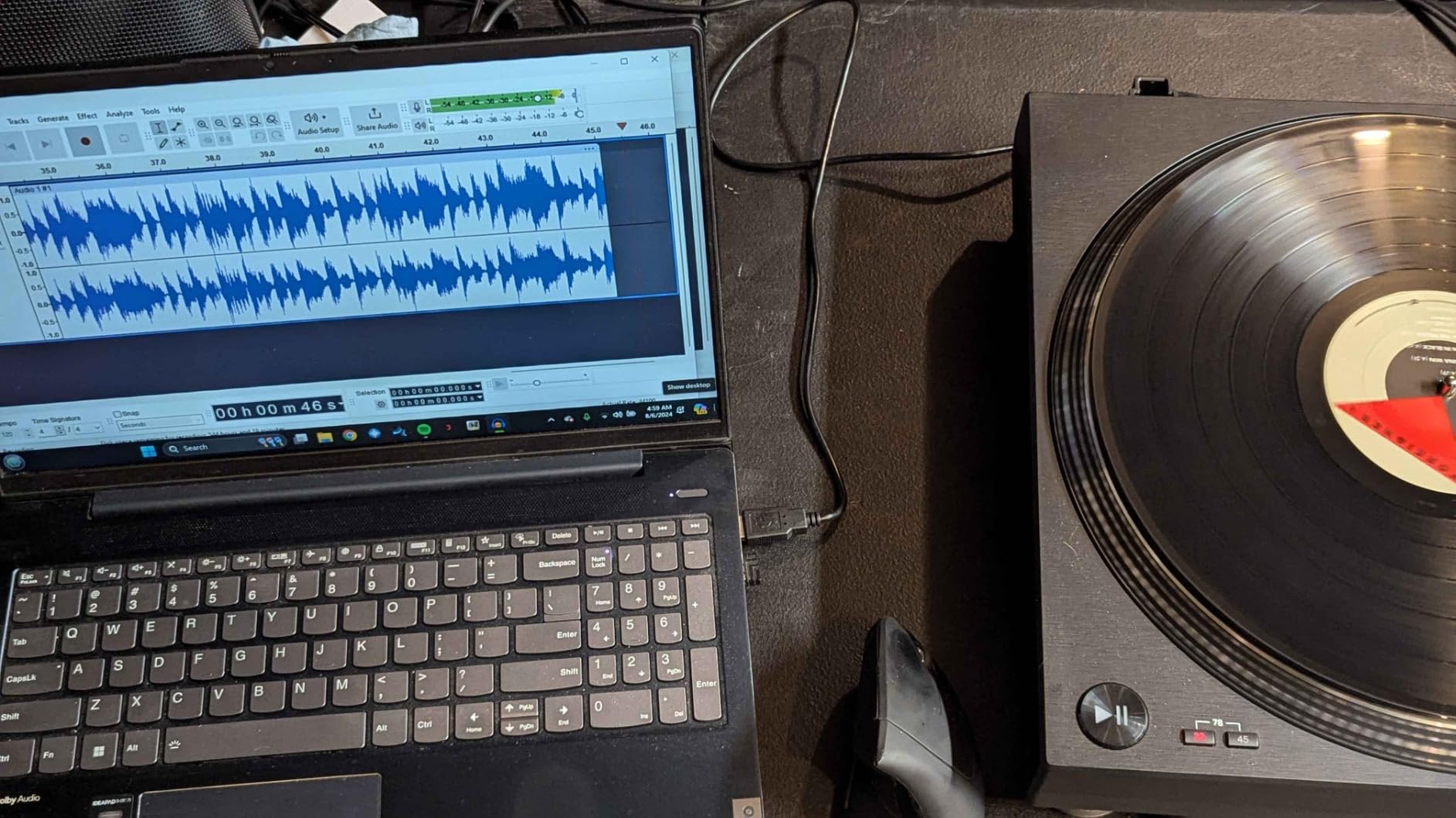 Gemini Direct Drive DJ Turntable for Vinyl Records - USB Turntable with Built-In Preamp, High Torque Motor, Pitch Control, S-Shaped Tonearm, 33/45/78 RPM (TT-5000) customer photo 2