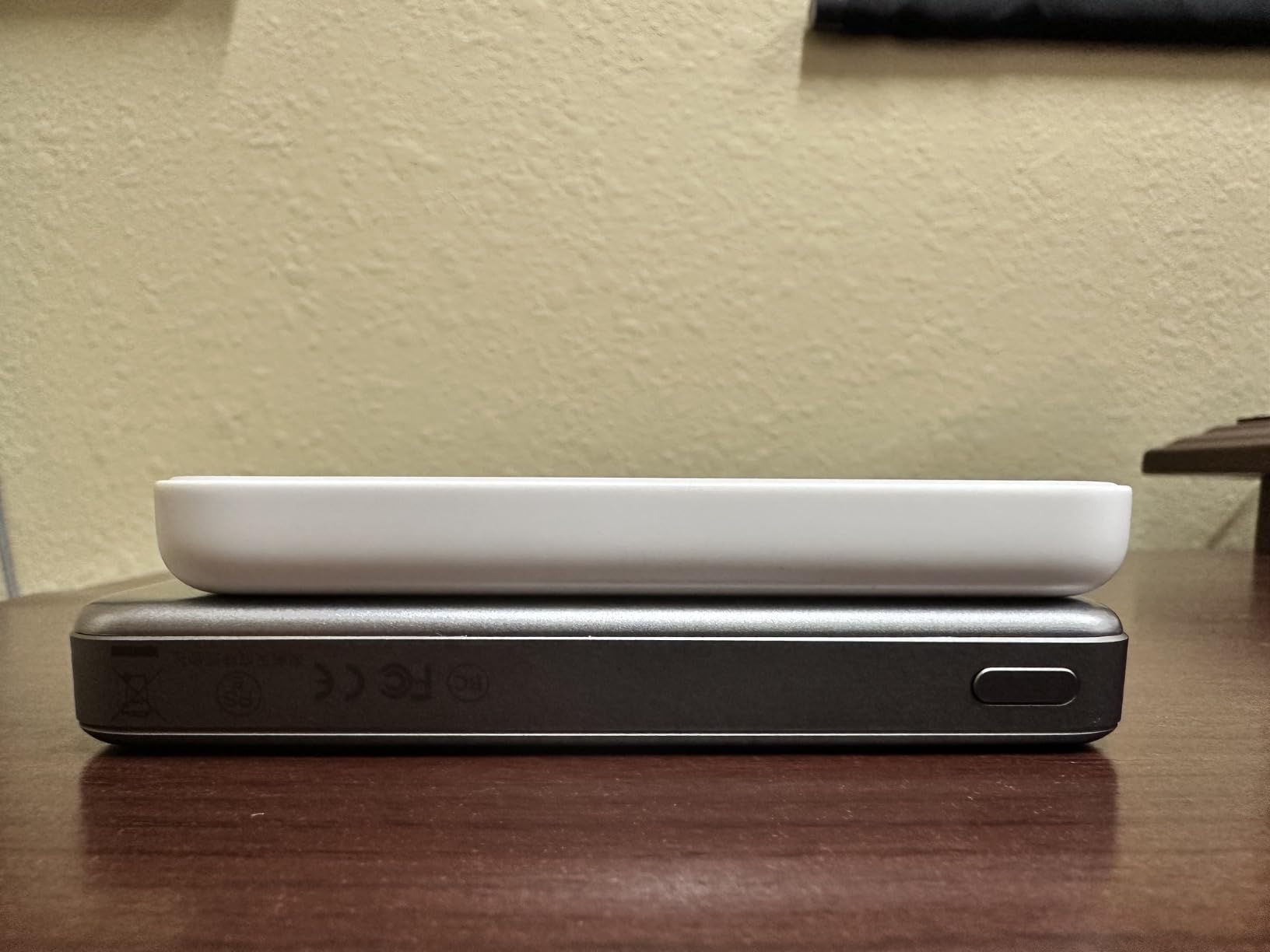 TORRAS MiniMag Power Bank, Ultra-Slim 10,000mAh Magnetic Wireless Portable Charger, 22.5W Fast Charging iPhone Air Magnetic Battery Pack customer photo 1