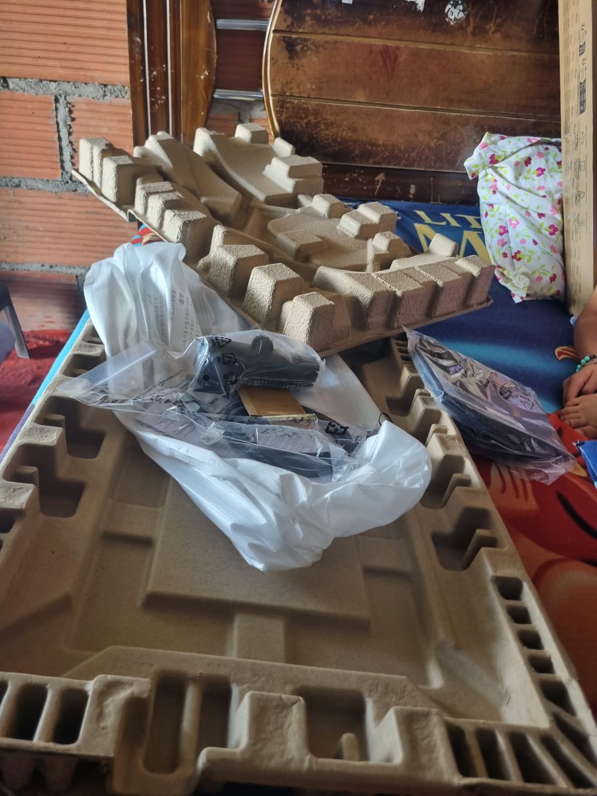 acer Nitro 27 Inch QHD 2560 x 1440 IPS Gaming Monitor | AMD FreeSync | Up to 180Hz Refresh | Up to 0.5ms | DCI-P3 95% | HDR 10 Support | One Display Port 1.2 & Two HDMI 2.0 | KG271U N3bmiipx customer photo 2