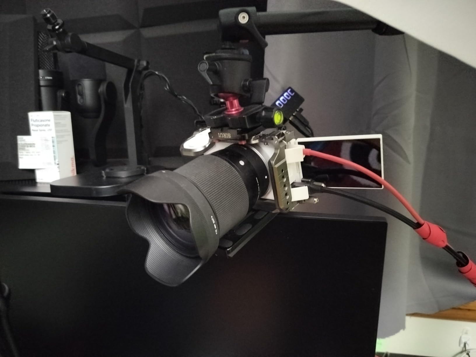 Sony Alpha ZVE10 II APS-C Interchangeable Lens Mirrorless Content Creators Camera Black with Lens customer photo 1