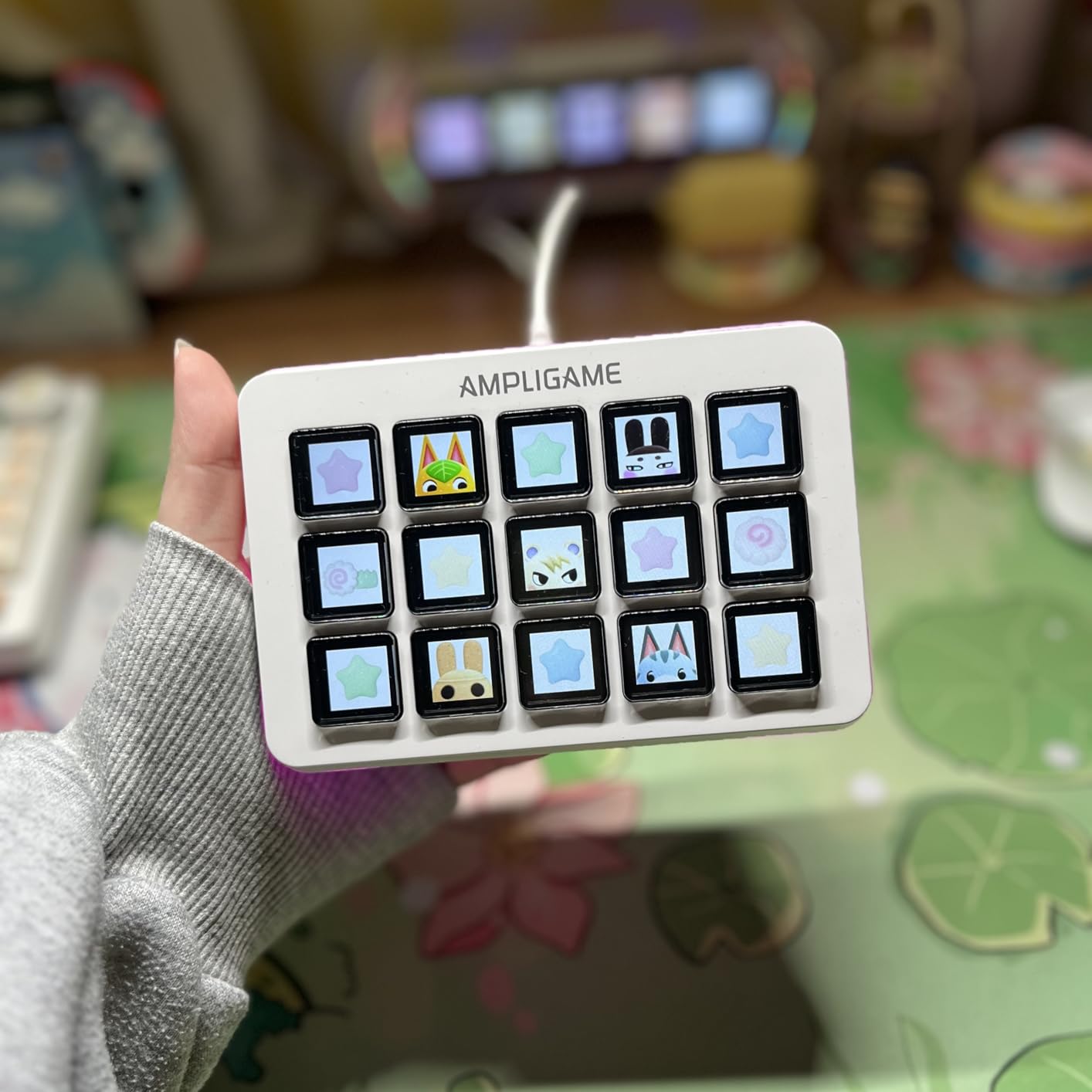 FIFINE AmpliGame Stream Controller with 15 Macro Keys, Streaming Keyboard with Trigger Actions in OBS/Twitch/YouTube/Streamlabs, Shortcut Buttons Keypad Works with Mac and PC-D6 customer photo 1