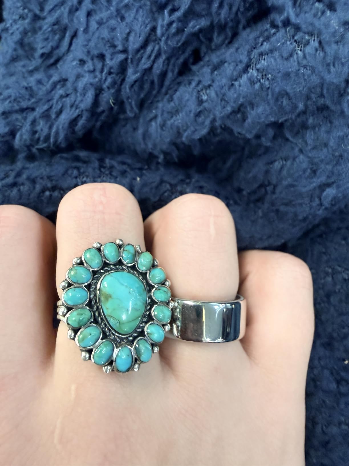 Oura Ring 4 - Silver - Size 11 - Sleep, Activity, Women's Health, AI Advisor, Up to 8 Days of Battery Life customer photo 1