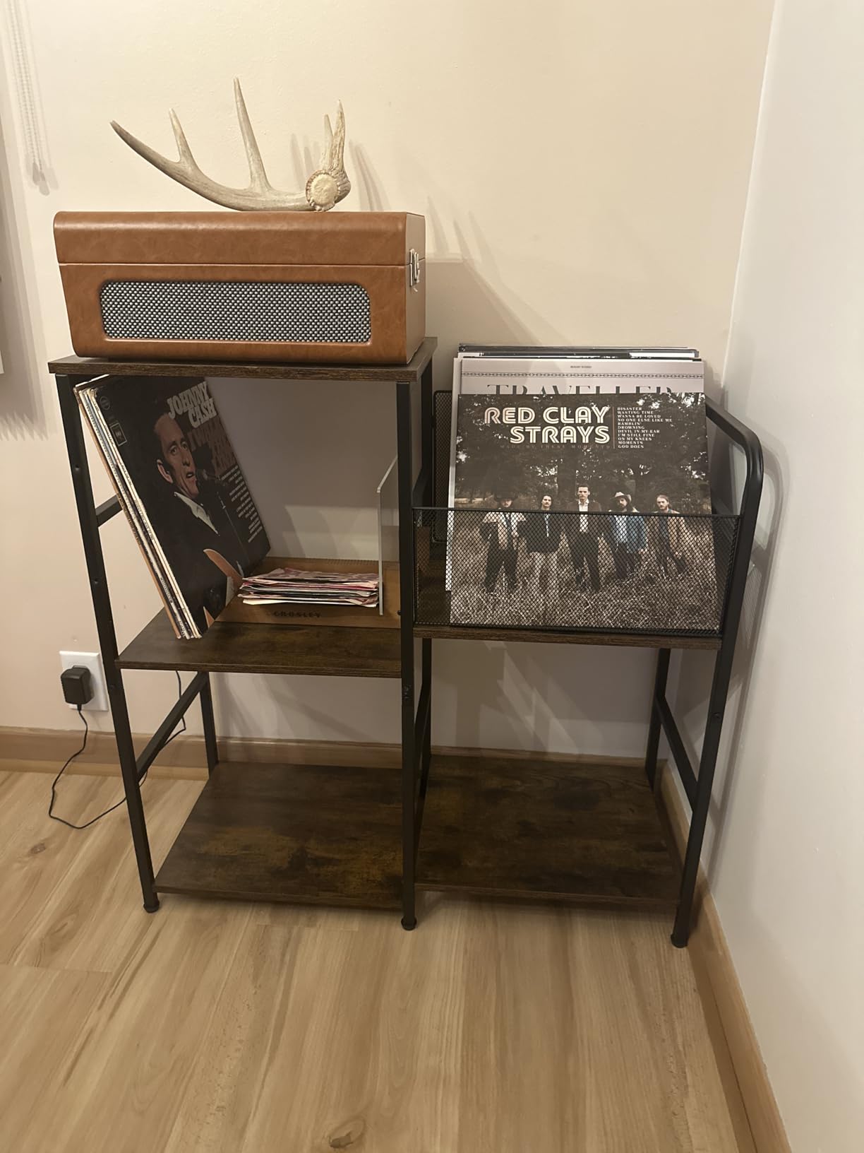 Record Player Stand, Turntable Stand with Vinyl Storage Holds up to 300+ Albums, Storage Cabinet for Vinyl Records customer photo 1