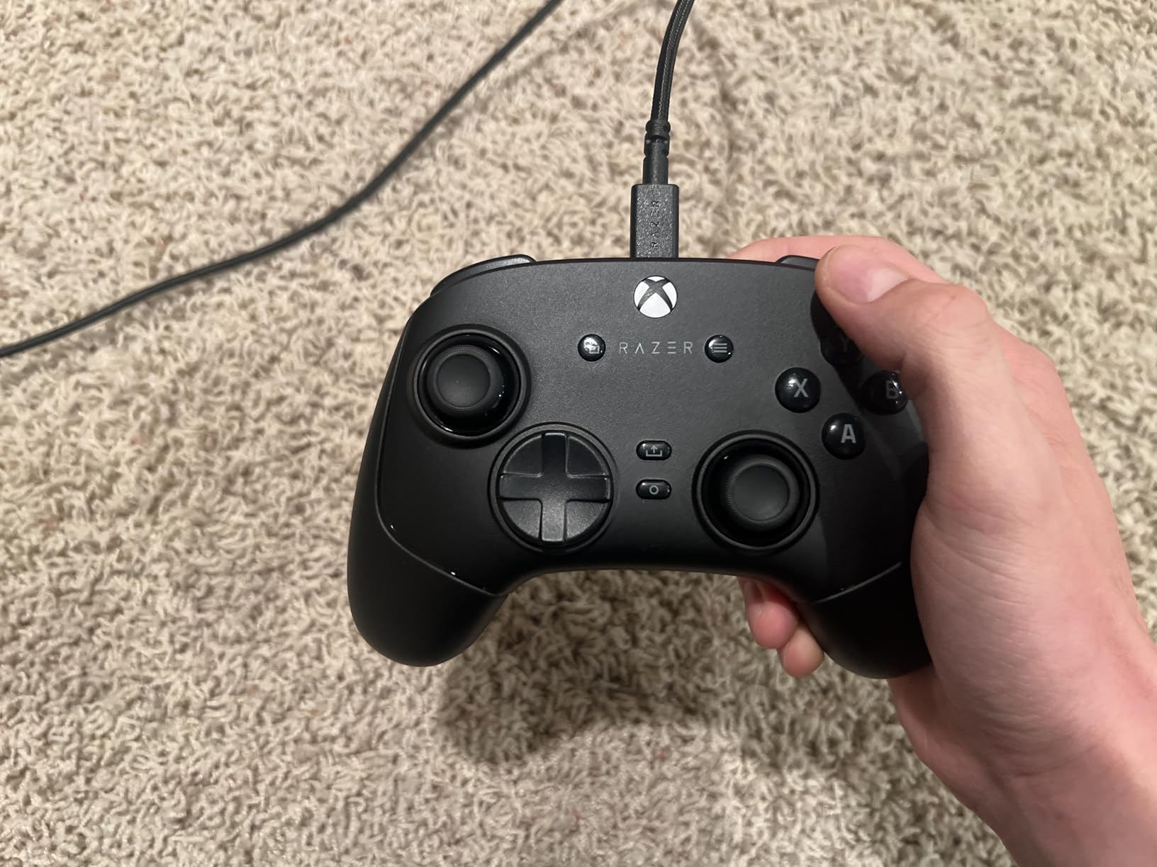 Razer Wolverine V3 Pro Wireless Gaming Controller: Licensed for Xbox Series X|S, Xbox One, Windows PC - 6 Remappable Buttons - Fast Triggers - Customizable Thumbsticks - Wired Tournament Mode - Black customer photo 1