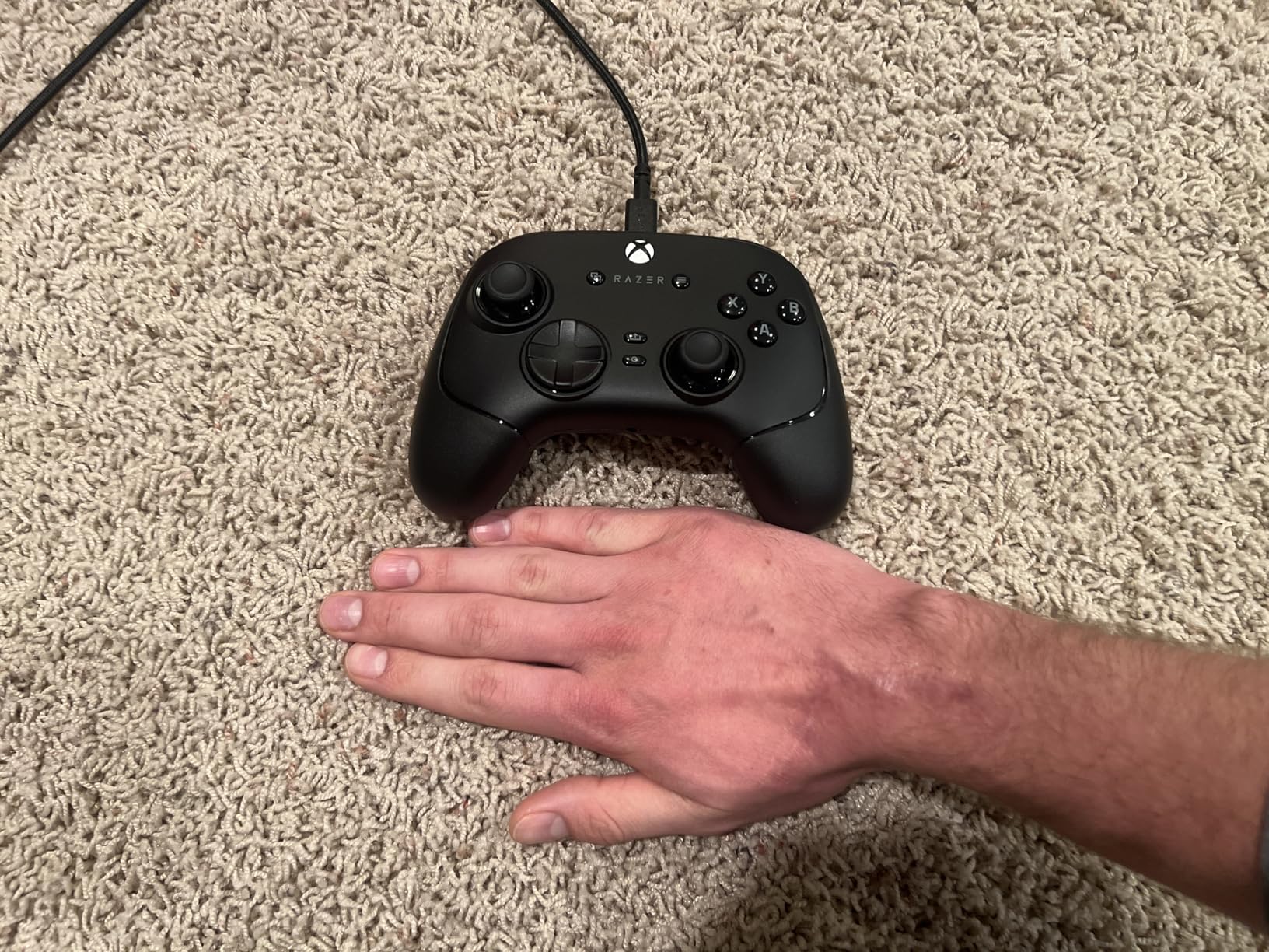 Razer Wolverine V3 Pro Wireless Gaming Controller: Licensed for Xbox Series X|S, Xbox One, Windows PC - 6 Remappable Buttons - Fast Triggers - Customizable Thumbsticks - Wired Tournament Mode - Black customer photo 2