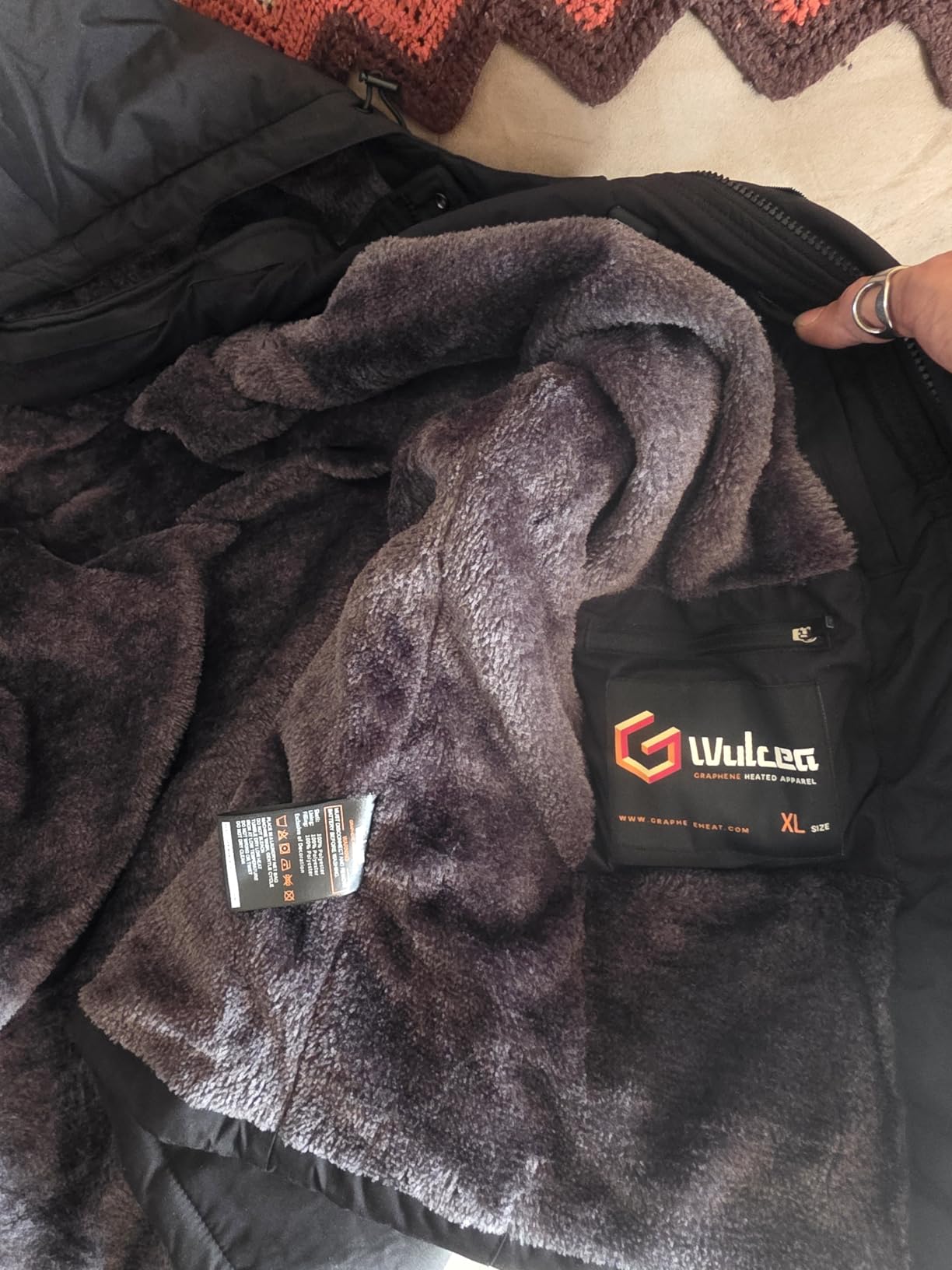 Wulcea Graphene Heated Jacket for Men Fur Lined with Large Capacity Battery Pack customer photo 2