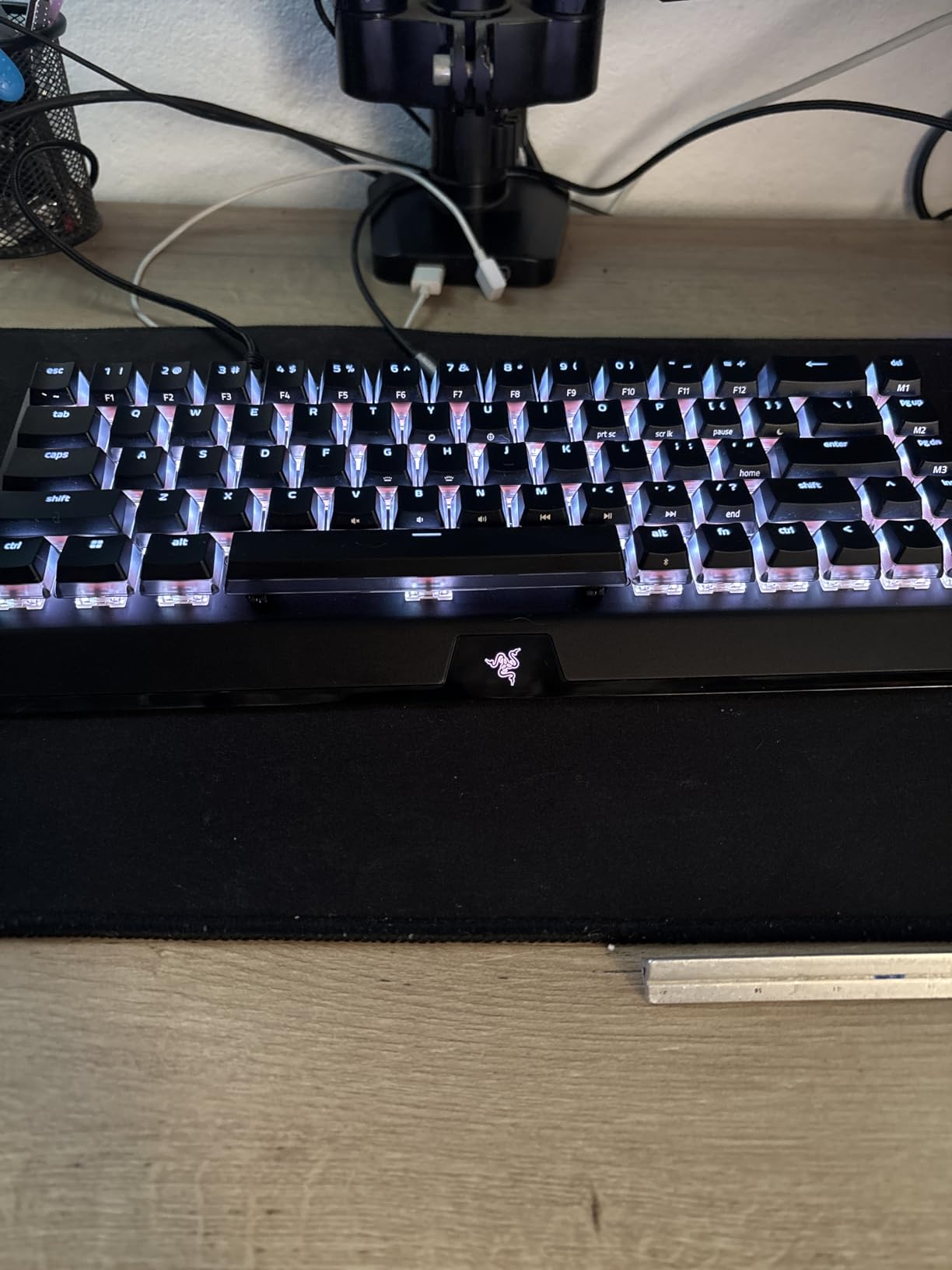 Razer BlackWidow V4 Mini HyperSpeed Wireless Hot Swappable 65% Gaming Keyboard: HyperSpeed Wireless & Bluetooth 5.0 - Orange Switches Tactile & Quiet - Phantom Pudding Keycap - 200 Hr Battery customer photo 2