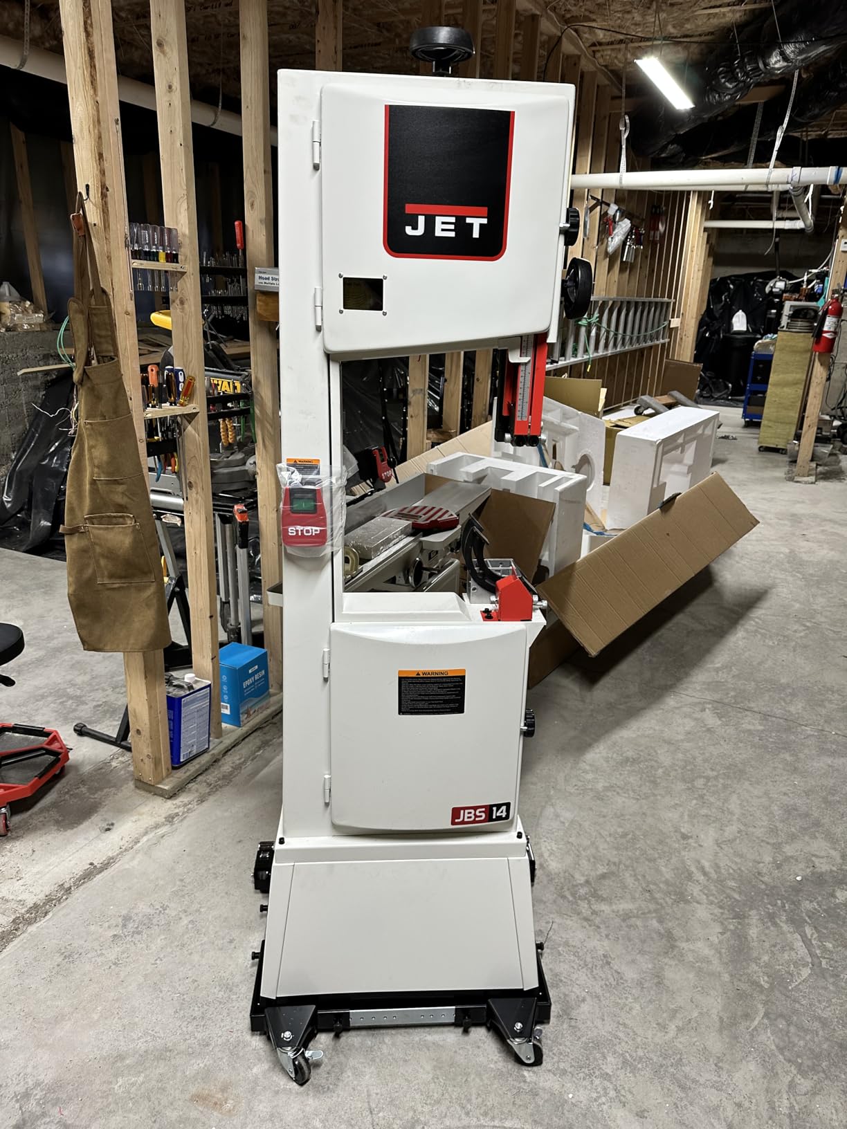 JET Black 14-Inch Woodworking Band Saw, 1.75 HP, 115/230V 1Ph (JWBS-14SFX-BLK) customer photo 1