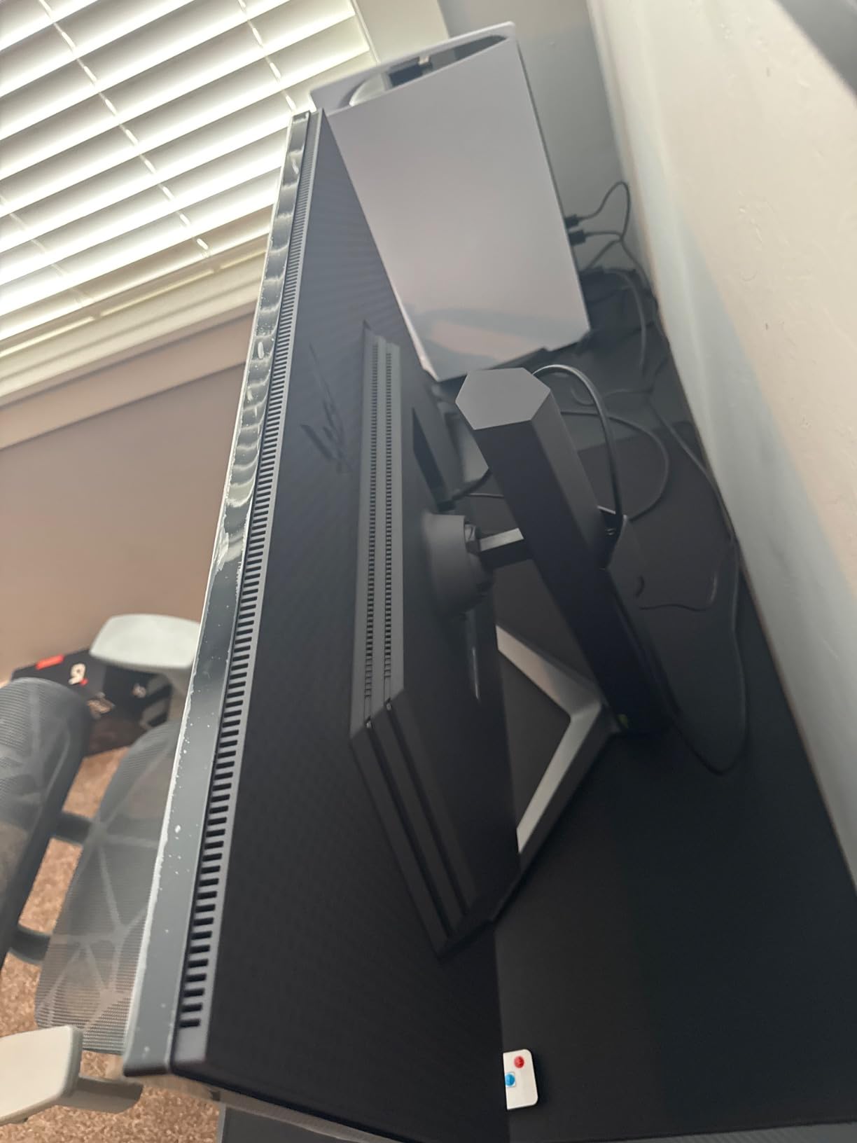 LG 27GS75Q-B 27-inch Ultragear QHD (2560x1440) Gaming Monitor, 180Hz (O/C 200Hz), 1ms, IPS, NVIDIA G-SYNC Compatible, AMD FreeSync, HDR10, Tilt/Height/Pivot Stand, HDMI, DisplayPort, Black customer photo 2