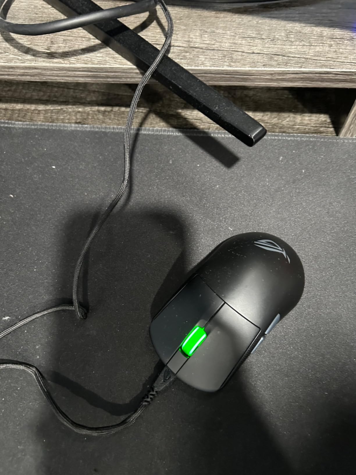 ASUS ROG Harpe Ace Mini Wireless Esports Gaming Mouse - Small Compact Design, Right-Handed, 49g Lightweight, Tri-Mode Connectivity, 36K DPI, up to 105Hr Battery, Pro-Approved, PC/Mac Support - Black customer photo 1