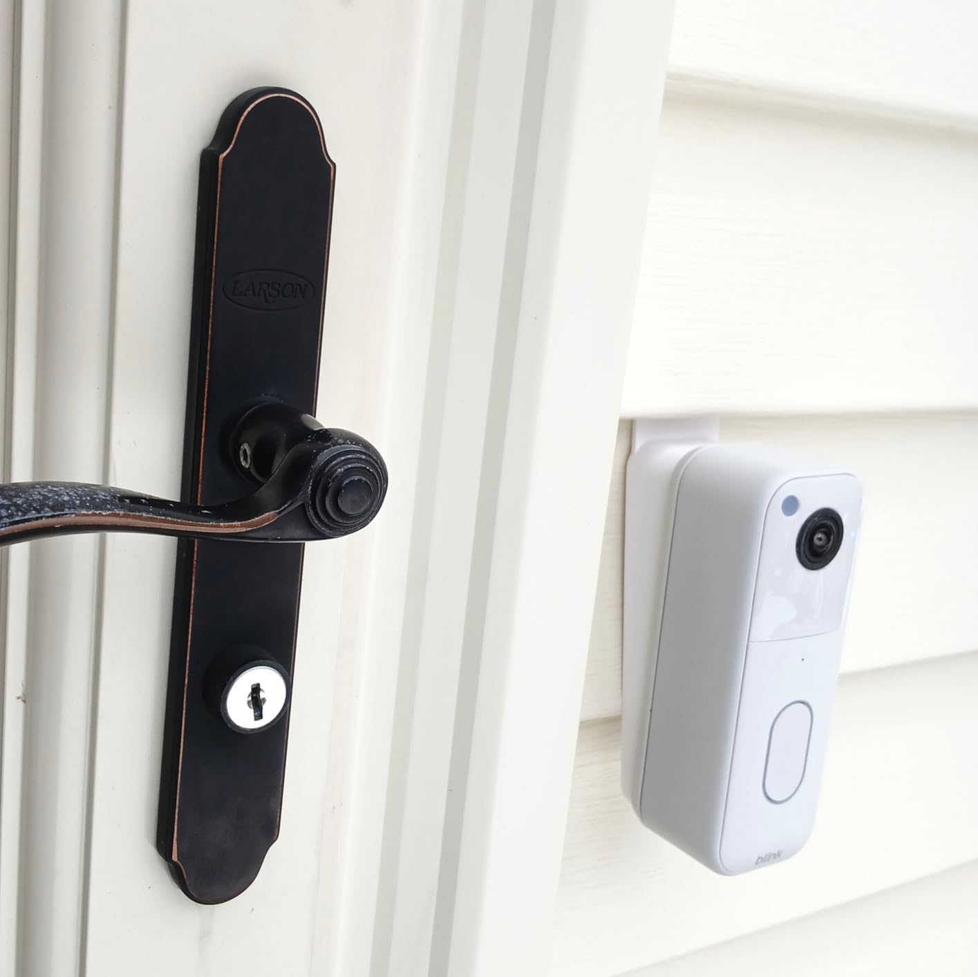 Blink Video Doorbell (newest model) - Head-to-toe HD view, two-year battery life, and simple setup. Required Sync Module not included - Add-On (Black) customer photo 1