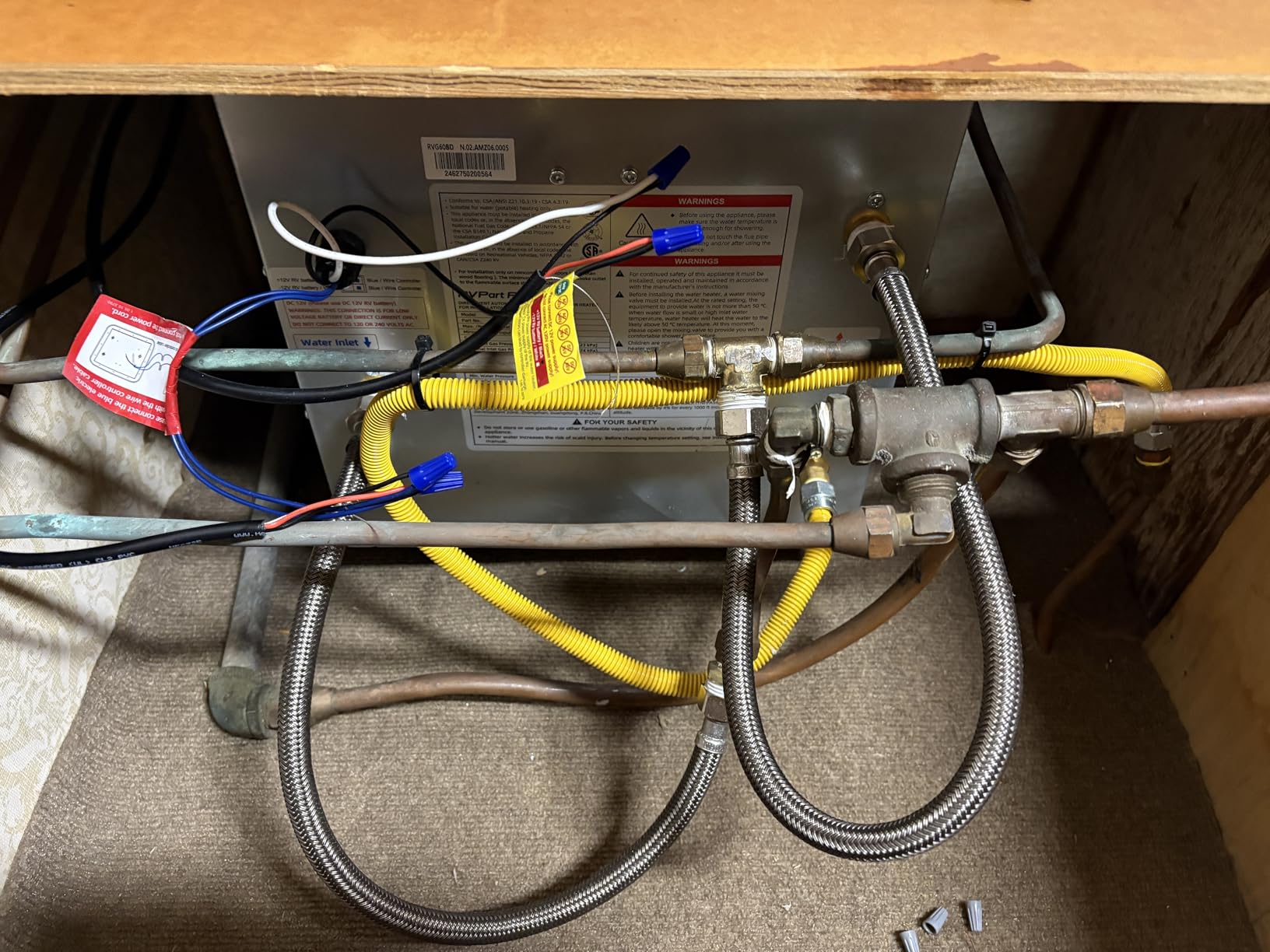 RV Tankless Water Heater 60,000 BTU, Propane-Powered, with 15